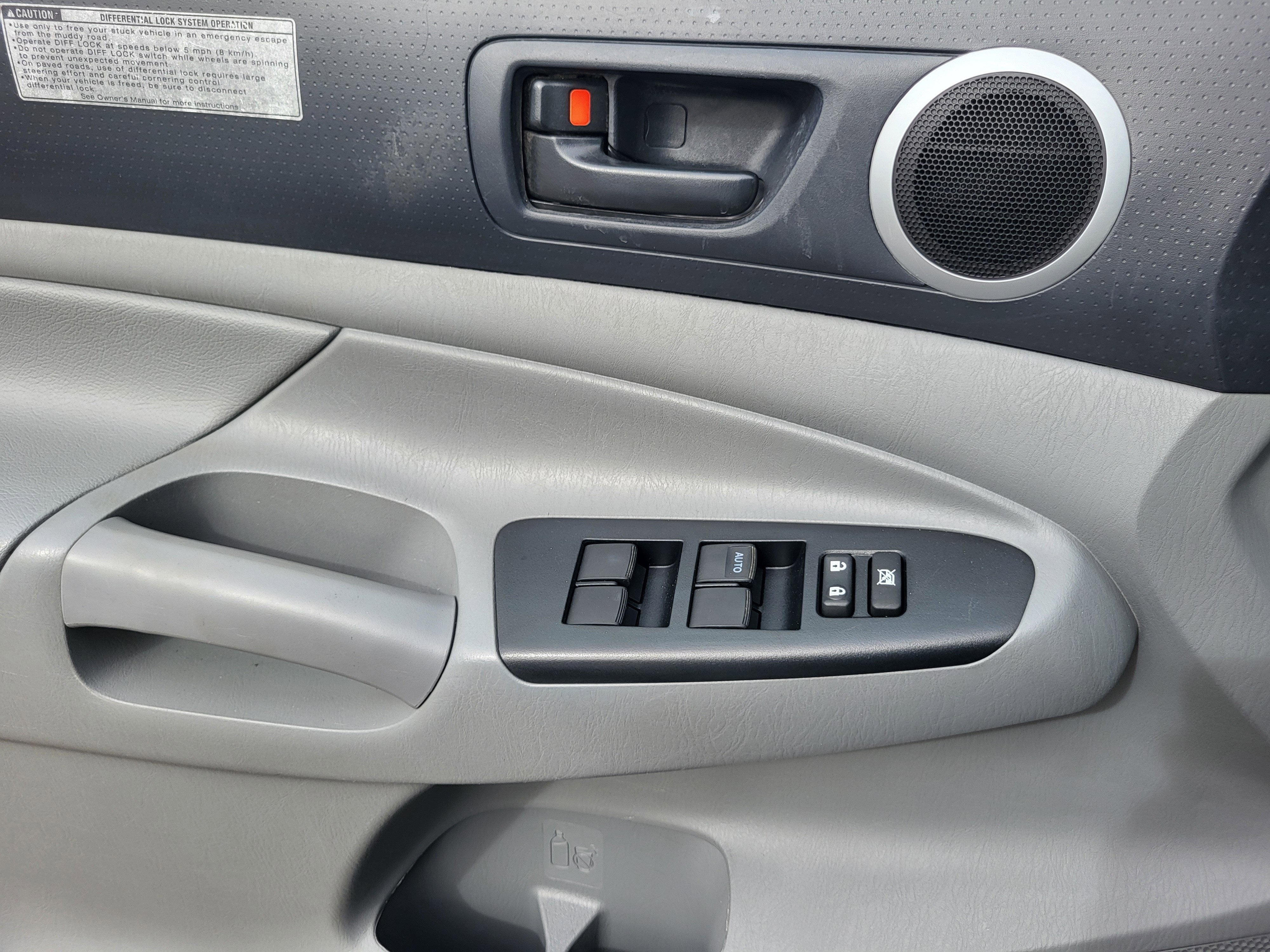 2014 Toyota Tacoma Base