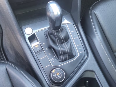 2021 Volkswagen Tiguan 2.0T SE R-Line Black