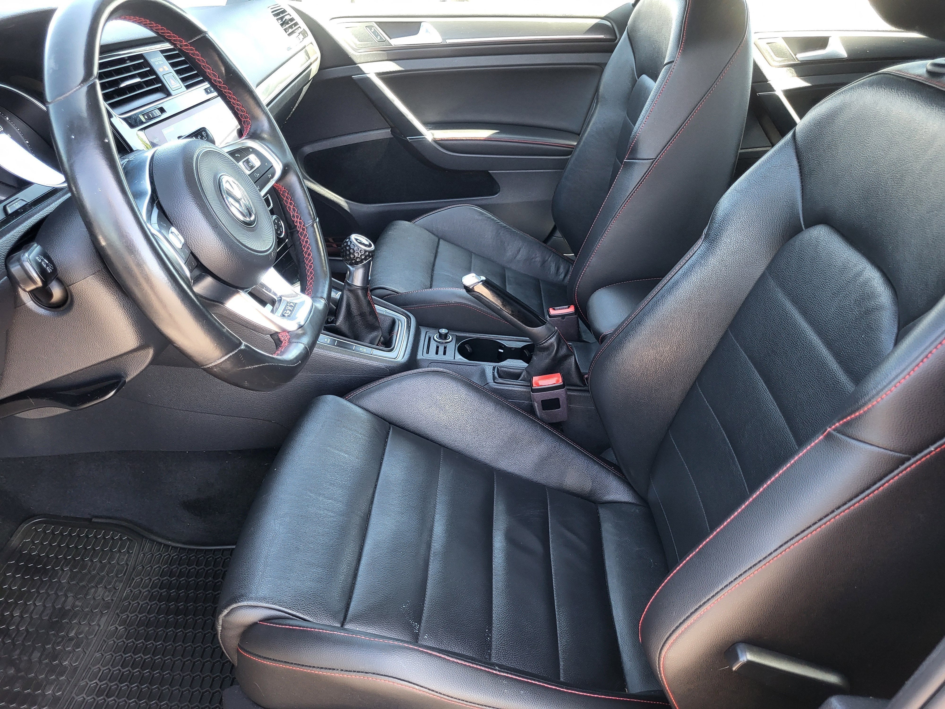2018 Volkswagen Golf GTI 2.0T SE