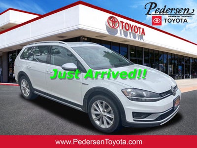 2019 Volkswagen Golf Alltrack TSI S