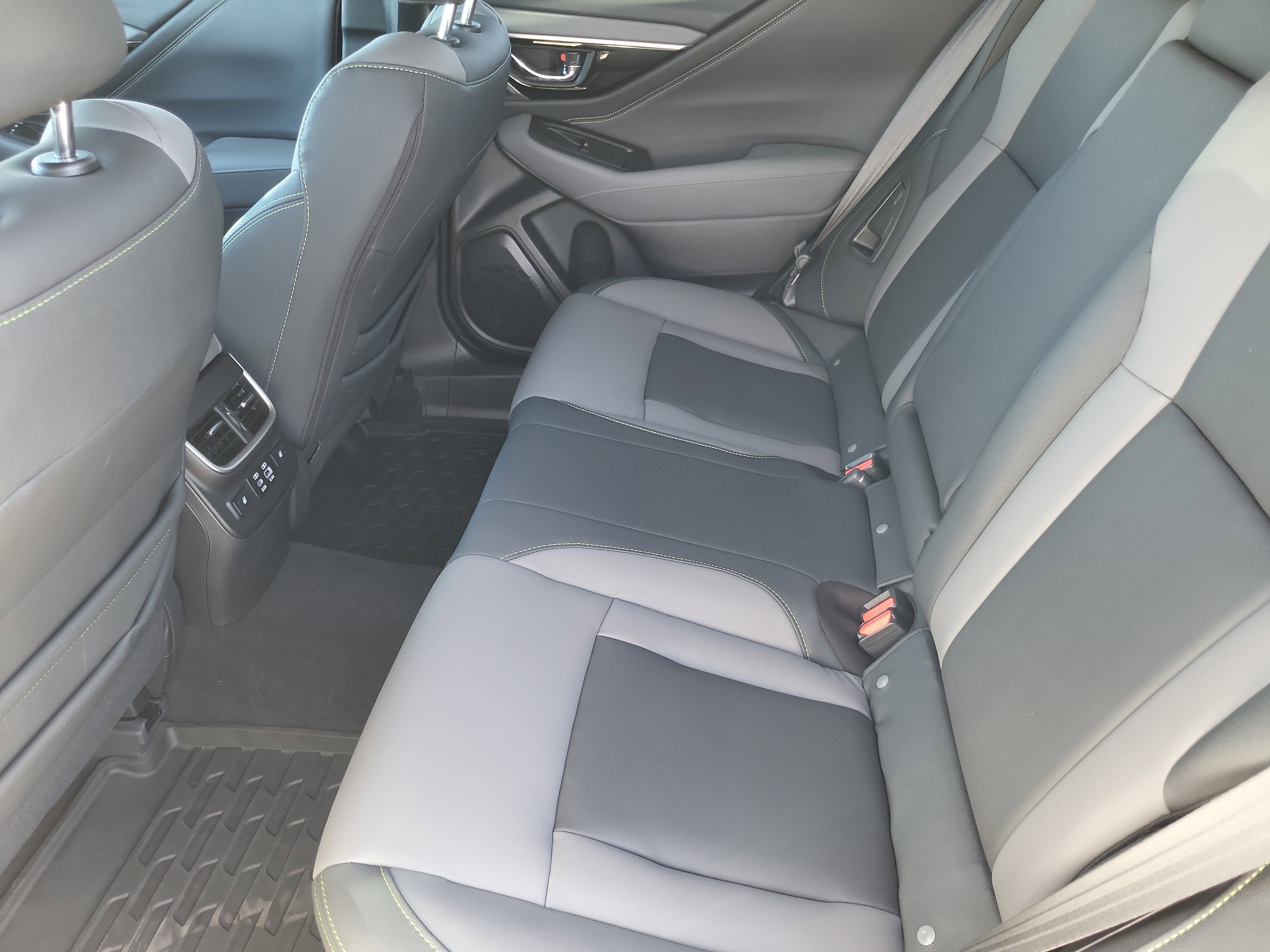 2025 Subaru Outback Onyx Edition XT