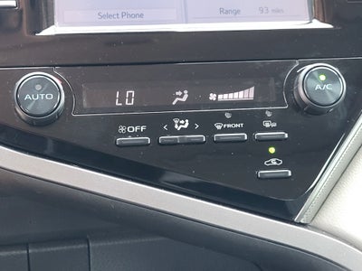 2019 Toyota Camry SE
