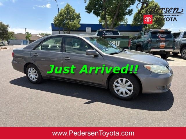 2005 Toyota Camry LE