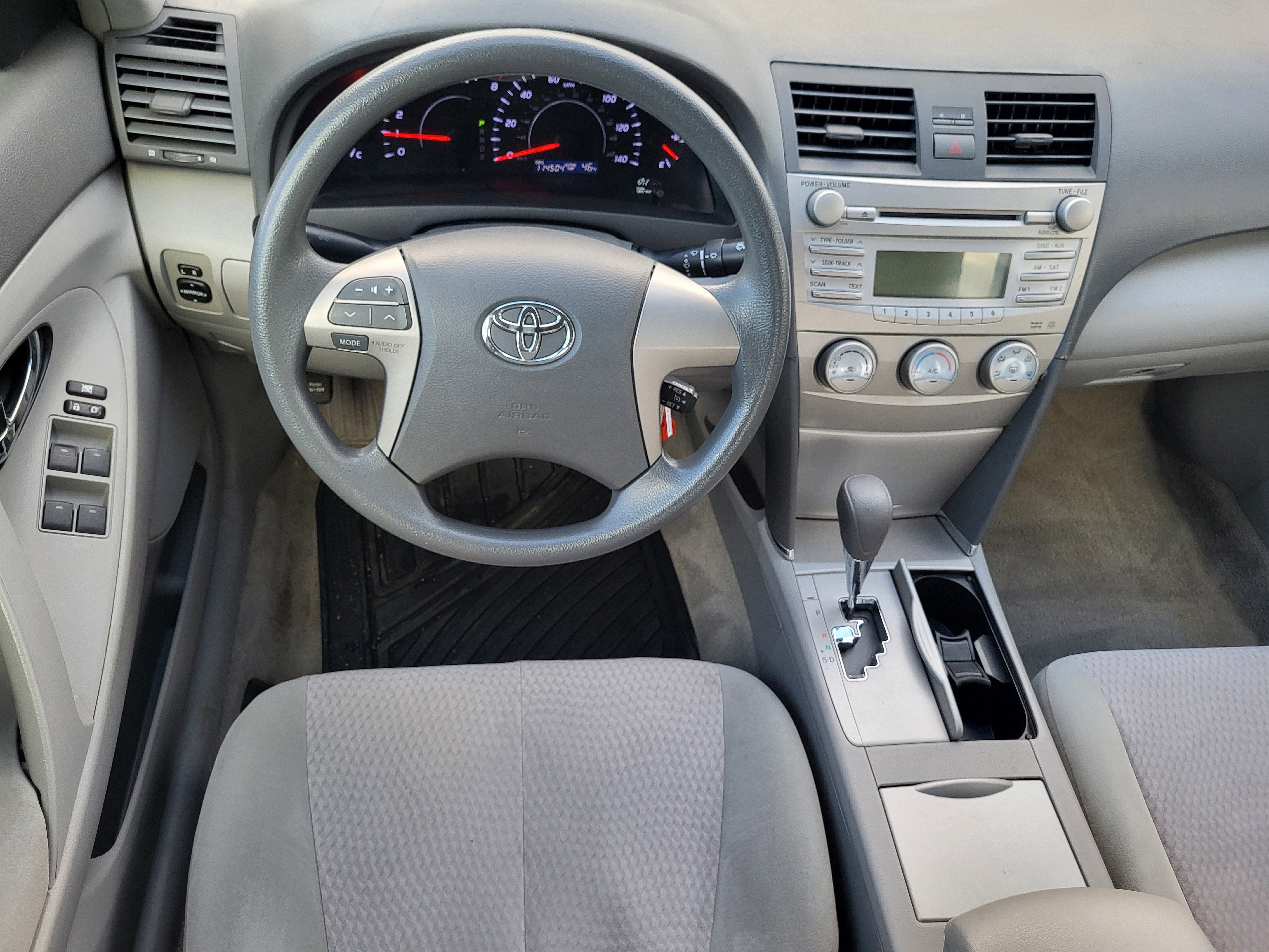 2010 Toyota Camry LE