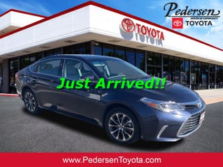 2016 Toyota Avalon XLE