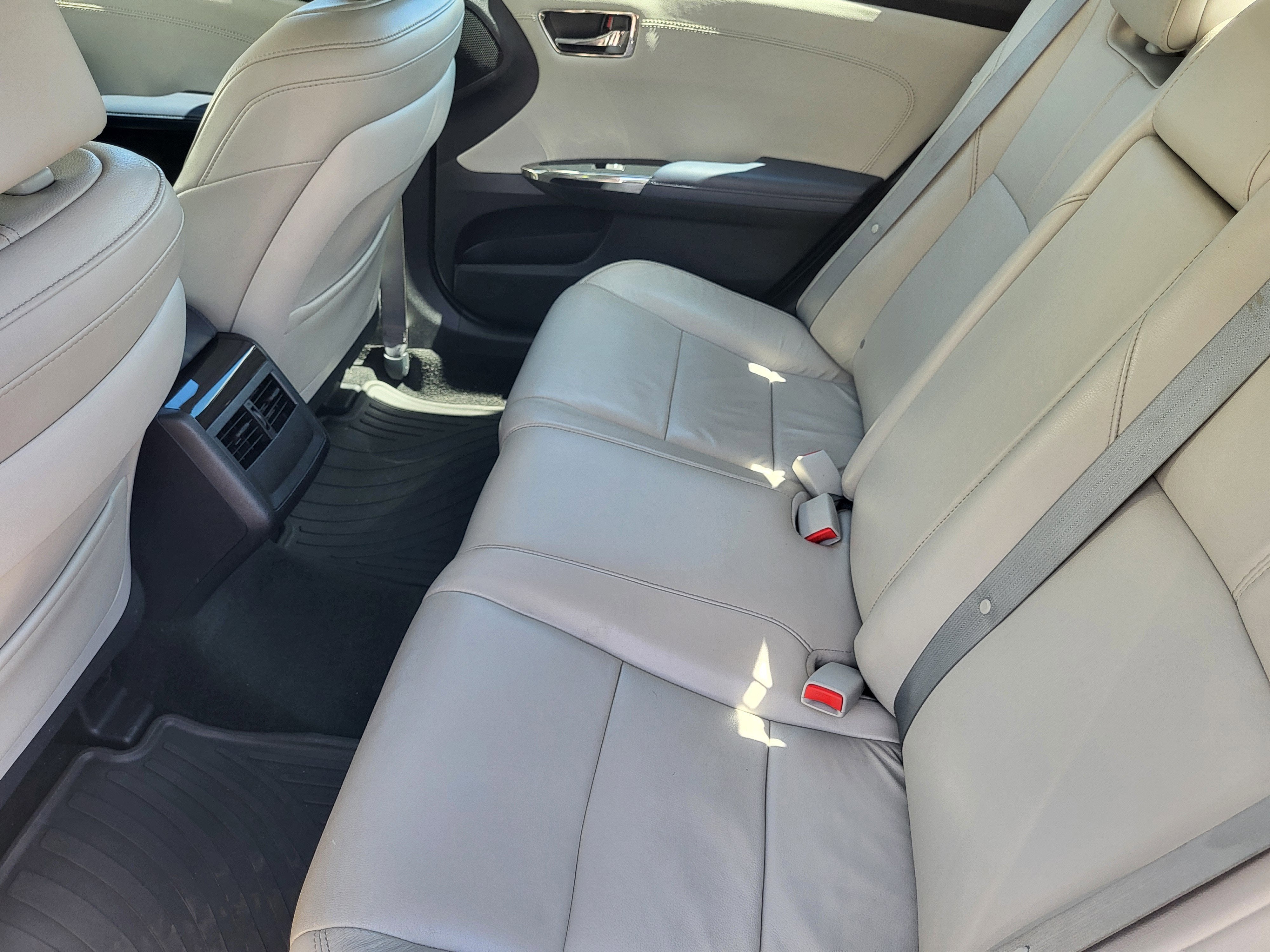 2015 Toyota Avalon XLE Touring