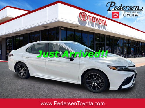 2024 Toyota Camry SE