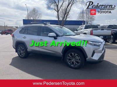 2022 Toyota RAV4 Hybrid XLE Premium