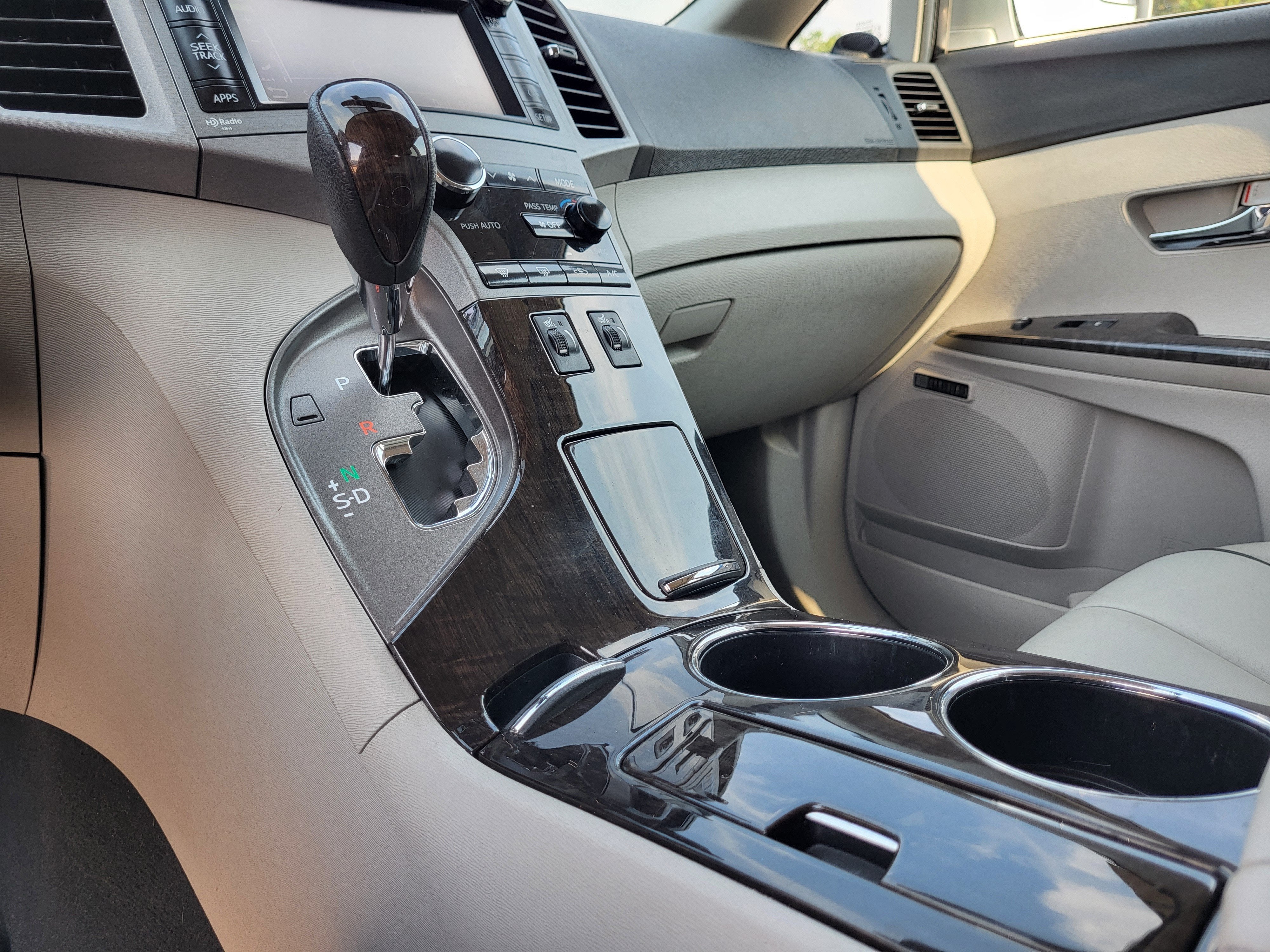 2013 Toyota Venza XLE