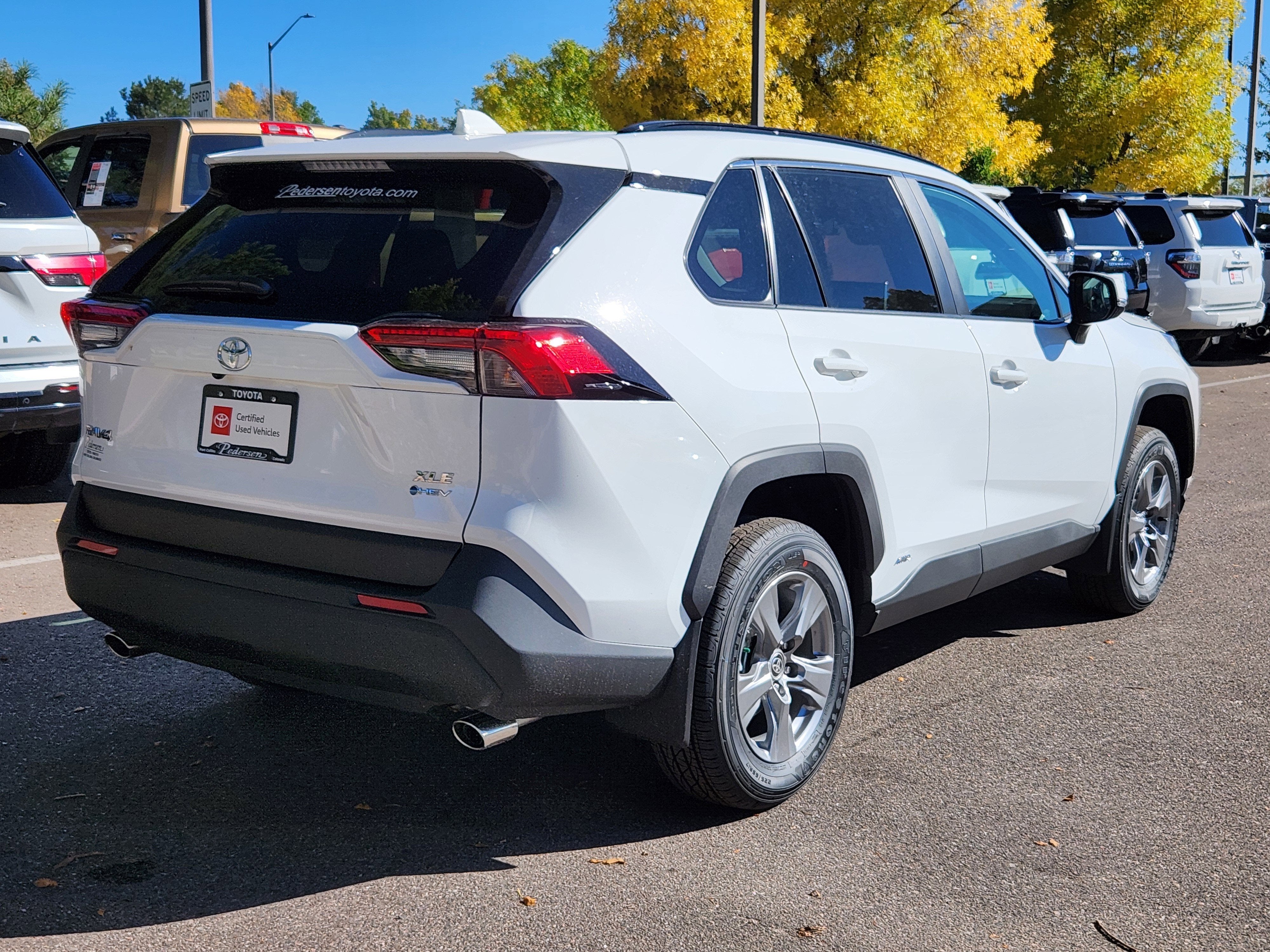 2025 Toyota RAV4 Hybrid XLE XLE