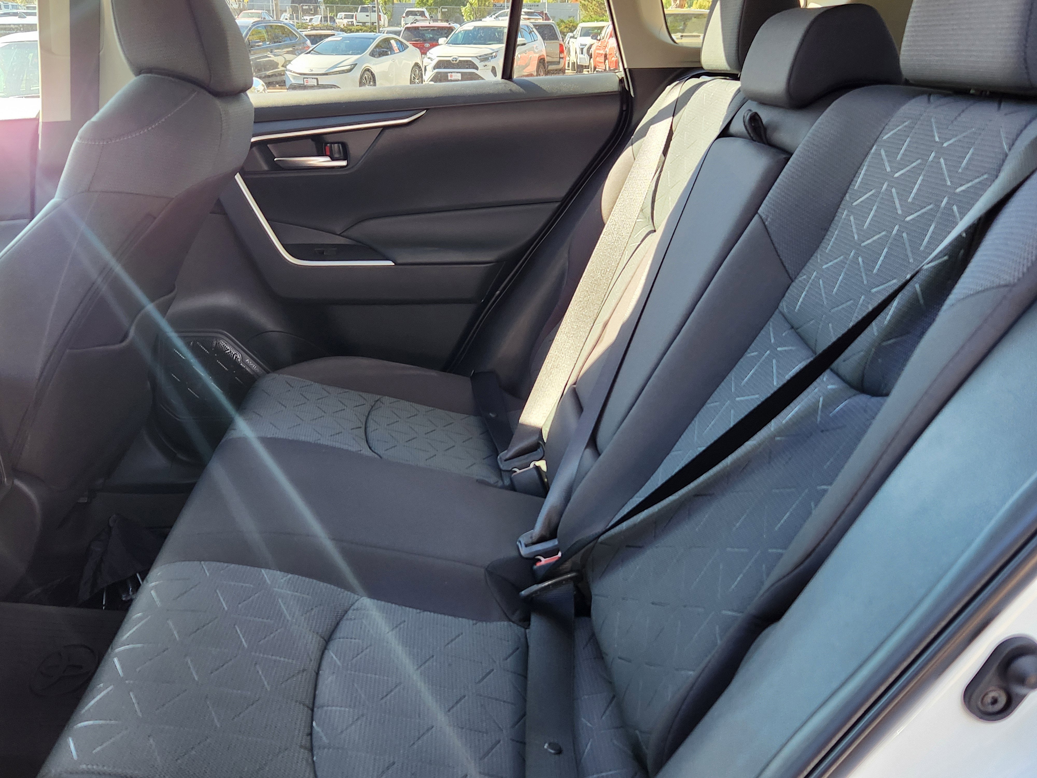 2025 Toyota RAV4 hybrid XLE XLE