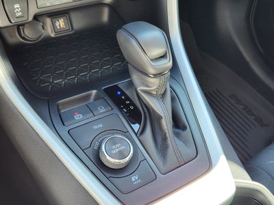 2025 Toyota RAV4 hybrid XLE XLE