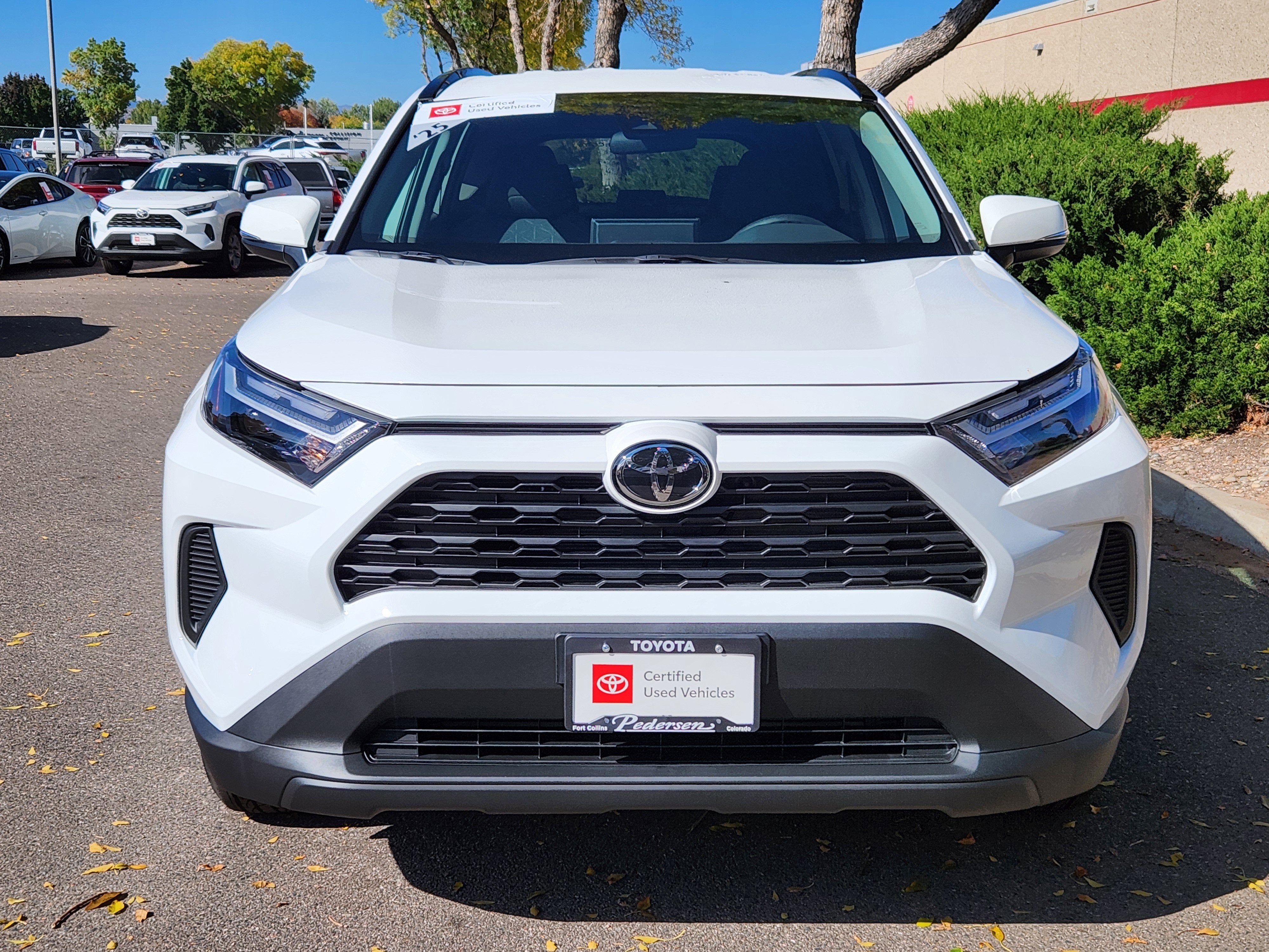 2025 Toyota RAV4 Hybrid XLE XLE