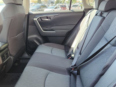 2025 Toyota RAV4 Hybrid XLE XLE