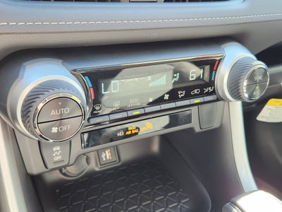 2025 Toyota RAV4 Hybrid XLE XLE