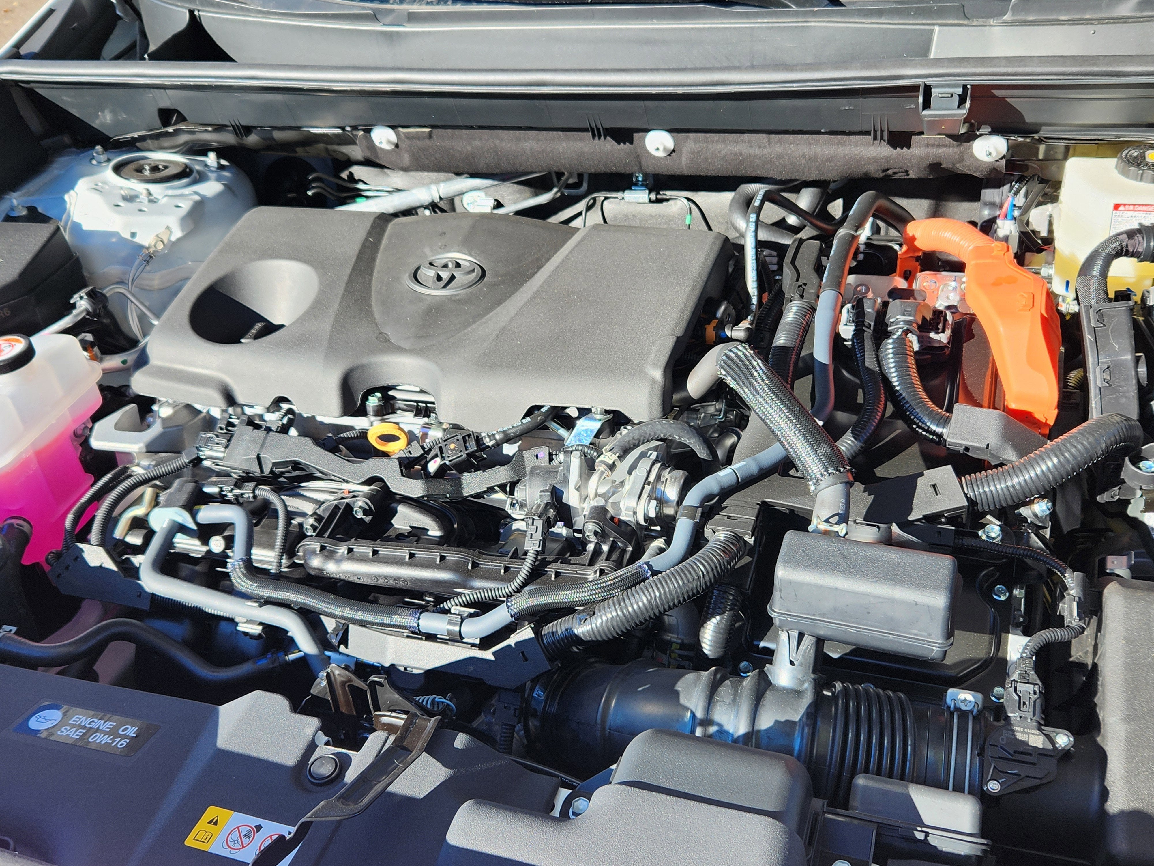 2025 Toyota RAV4 Hybrid XLE XLE