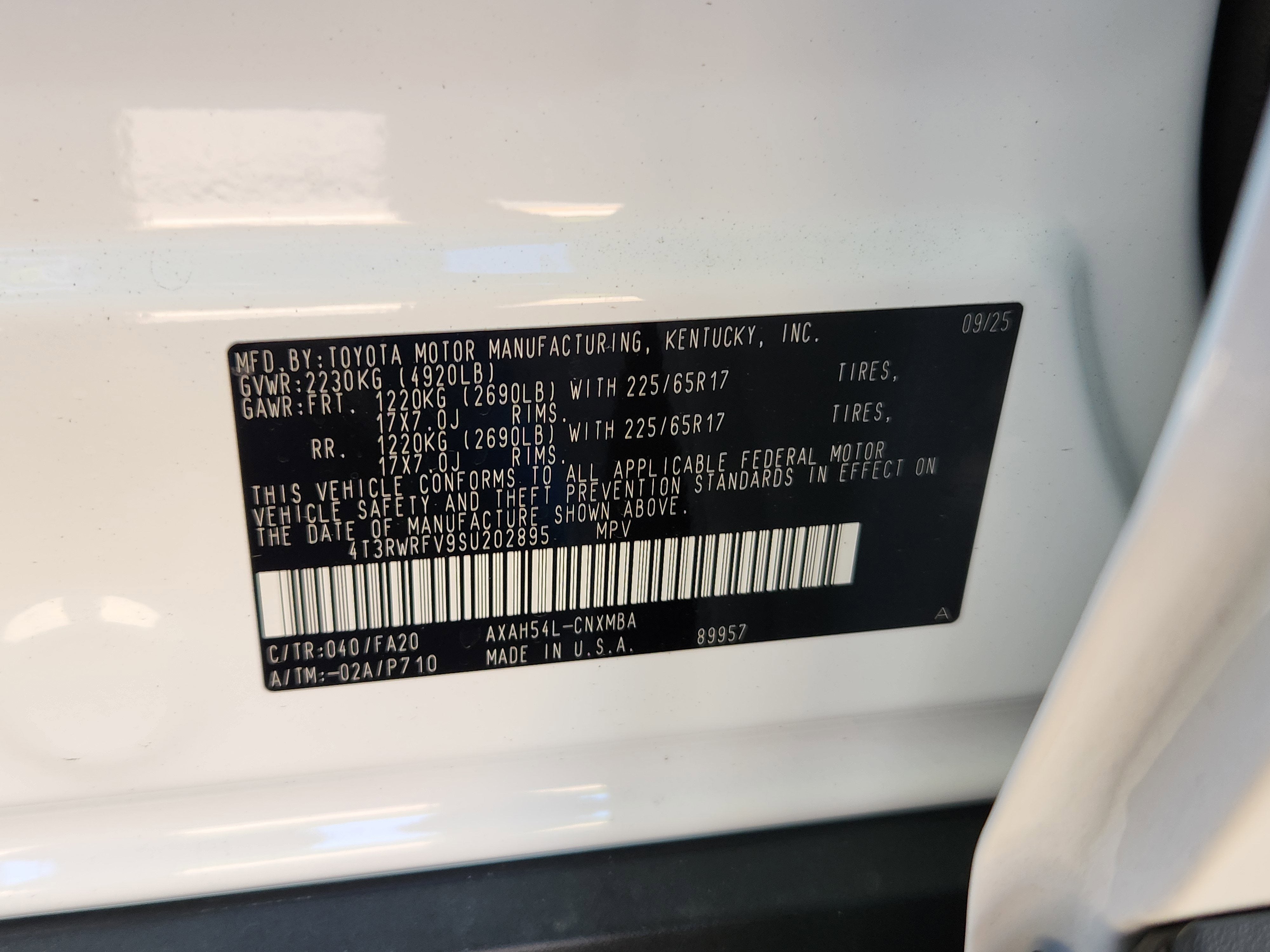 2025 Toyota RAV4 Hybrid XLE XLE