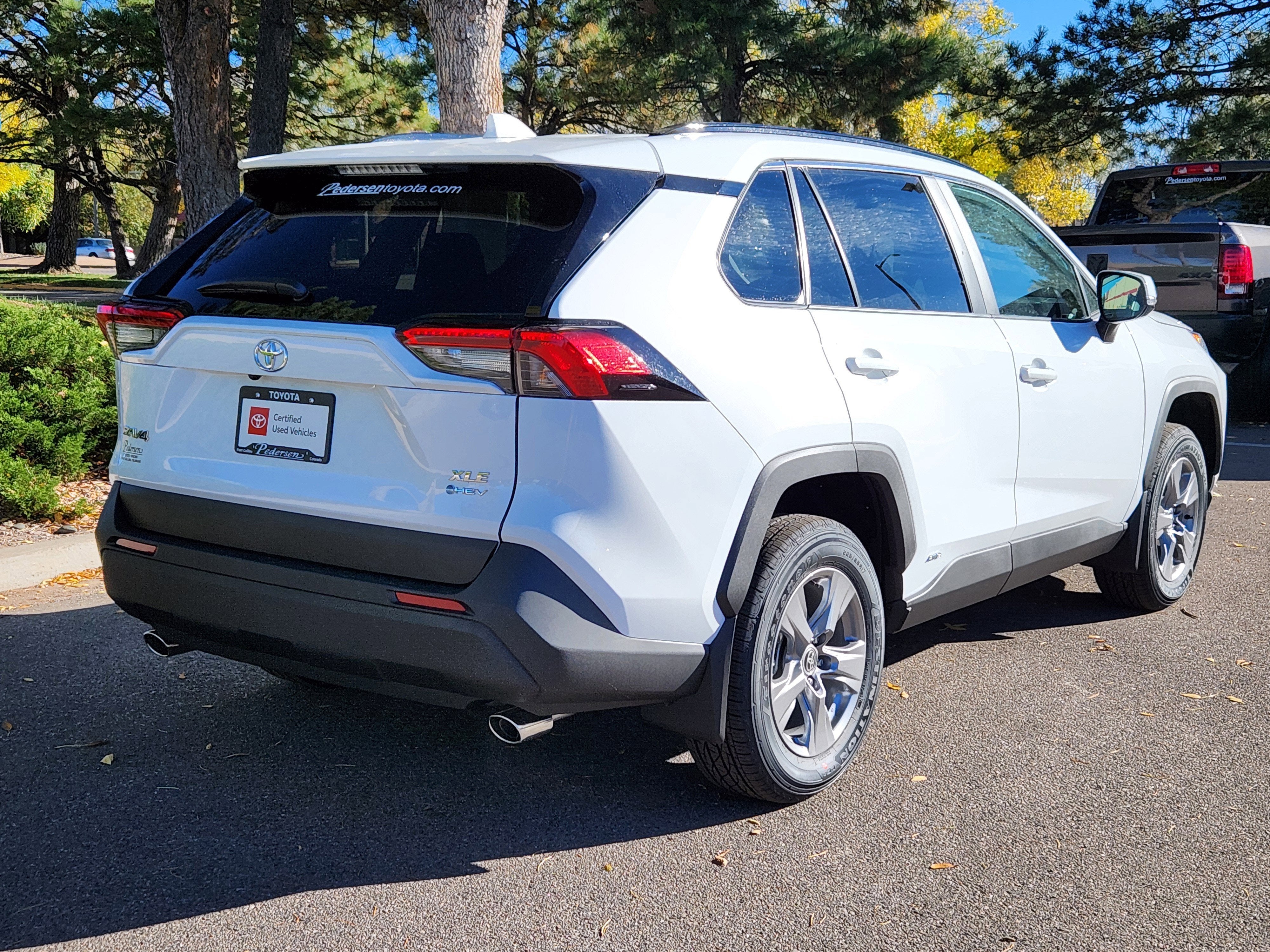 2025 Toyota RAV4 Hybrid XLE XLE