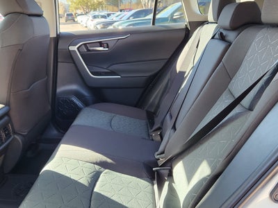 2025 Toyota RAV4 Hybrid XLE XLE