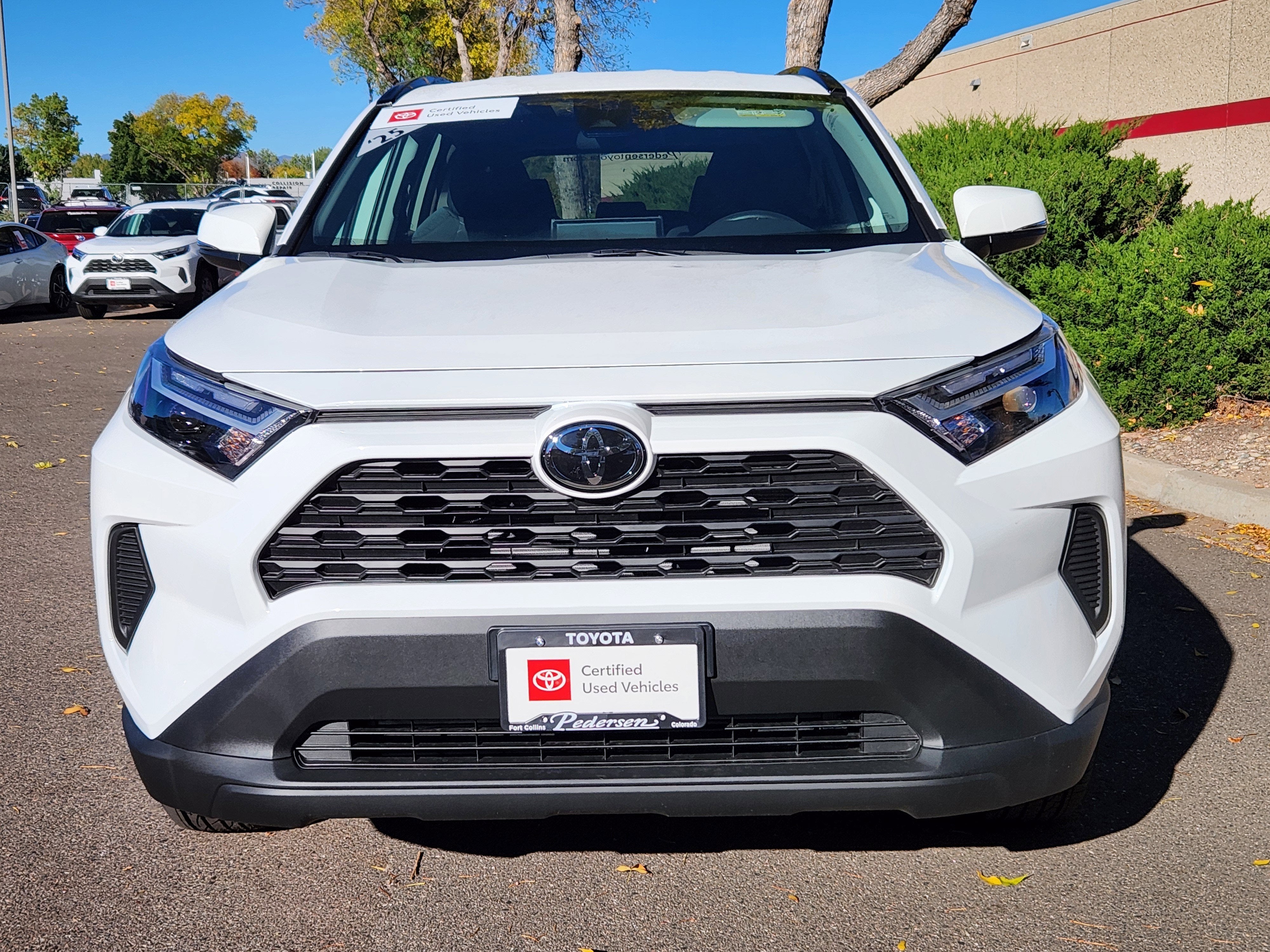 2025 Toyota RAV4 Hybrid XLE XLE