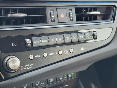 2022 Lexus ES 350 Luxury