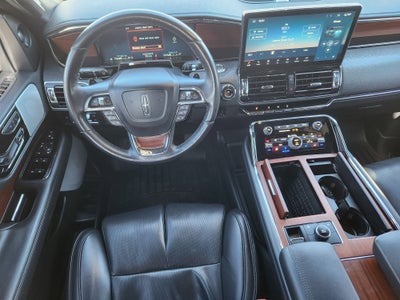 2023 Lincoln Navigator L Reserve