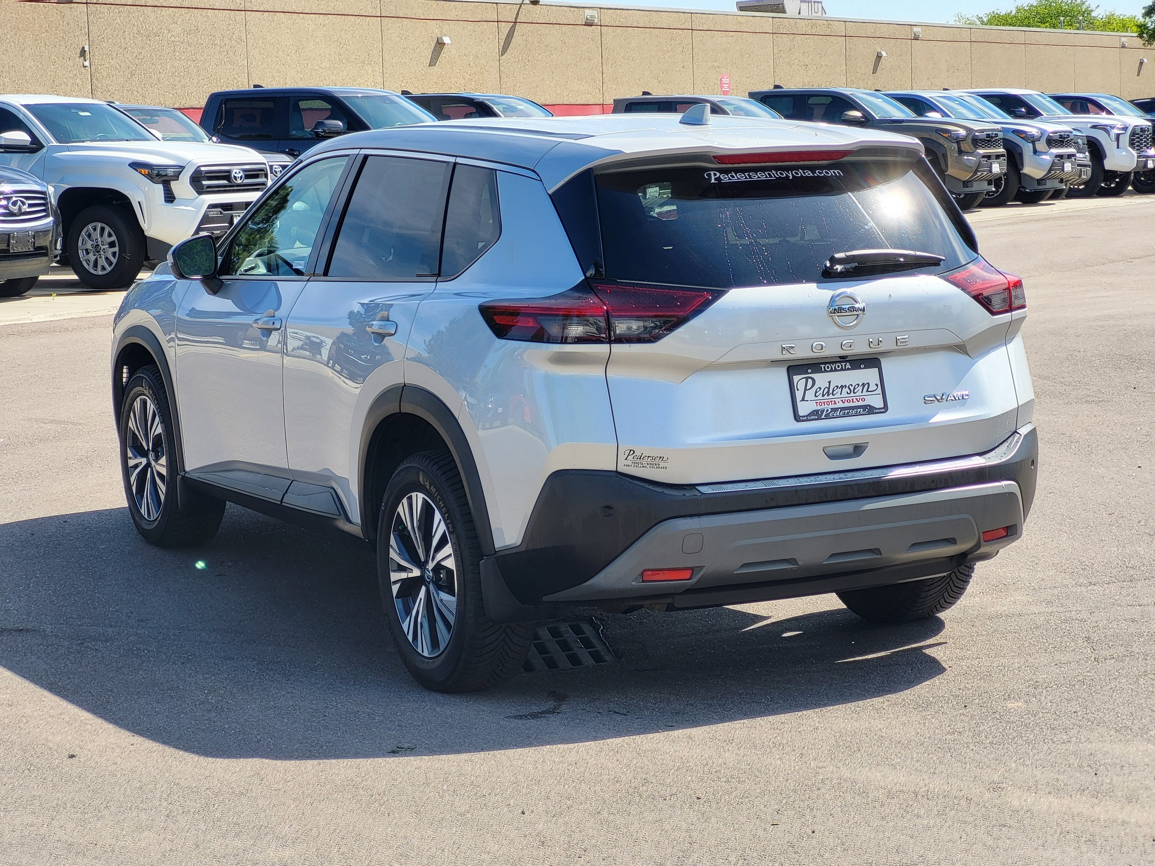 2021 Nissan Rogue SV