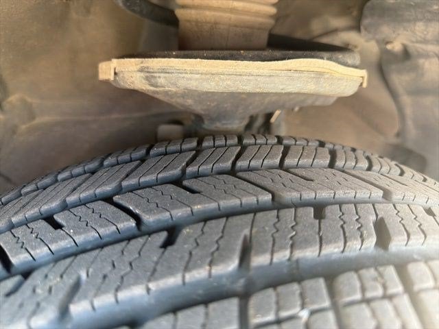 Used 2005 Toyota Sienna XLE with VIN 5TDBA22C85S041473 for sale in Fort Collins, CO