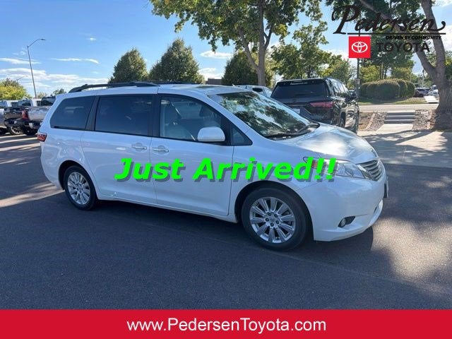 2016 Toyota Sienna XLE Premium