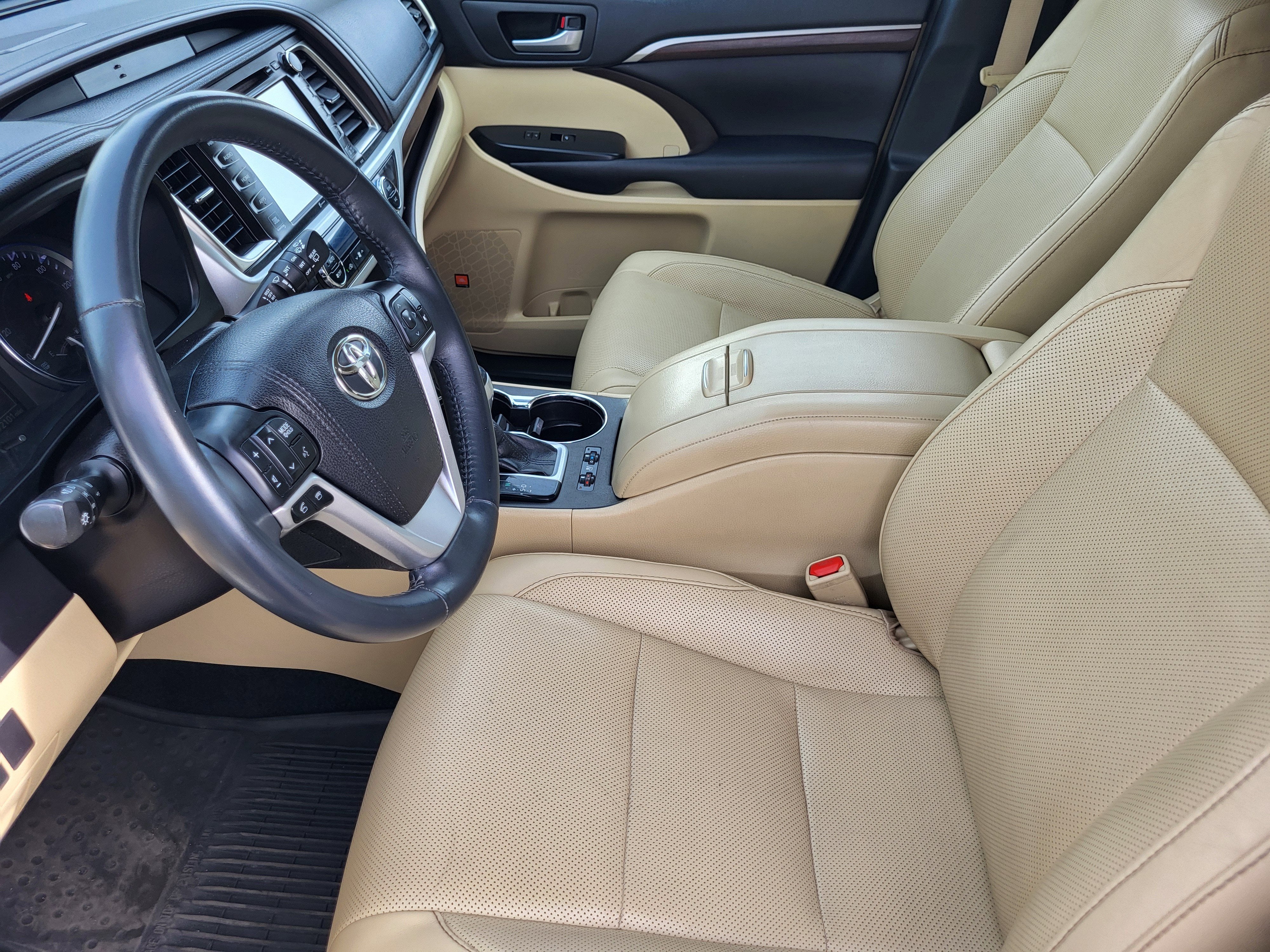 2016 Toyota Highlander Limited
