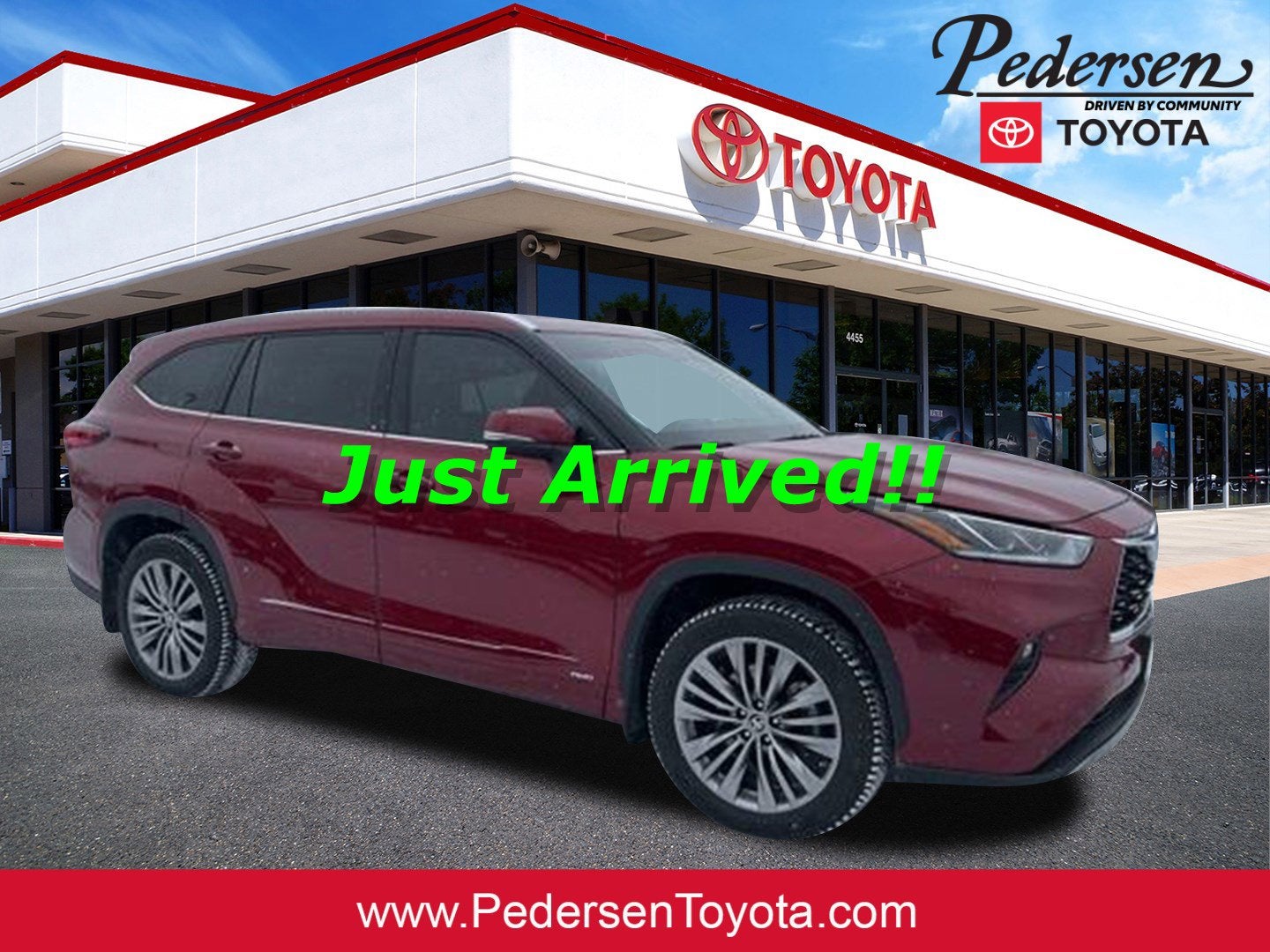2022 Toyota Highlander Hybrid Platinum