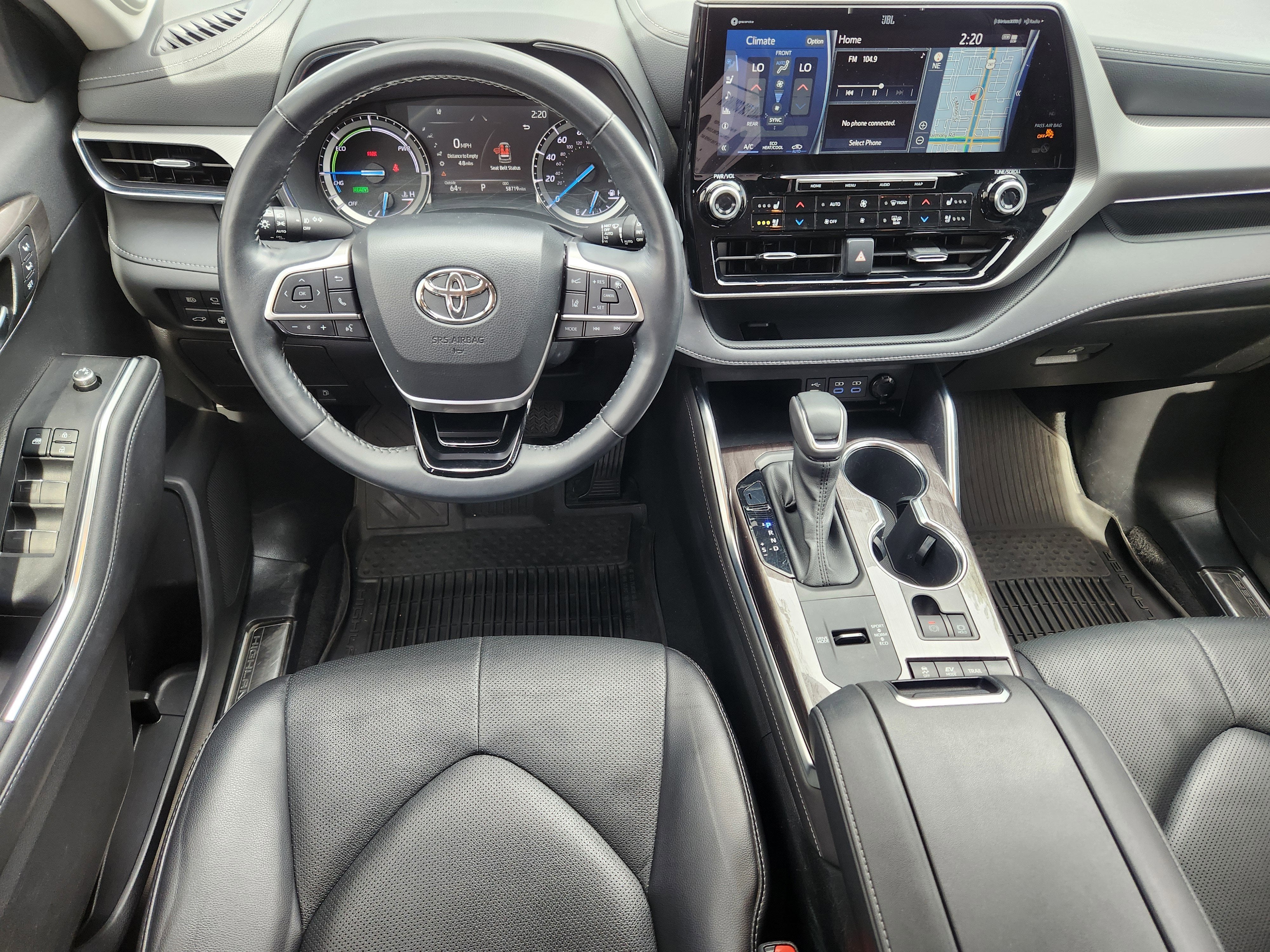 2022 Toyota Highlander Hybrid Platinum