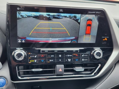 2022 Toyota Highlander Hybrid Platinum