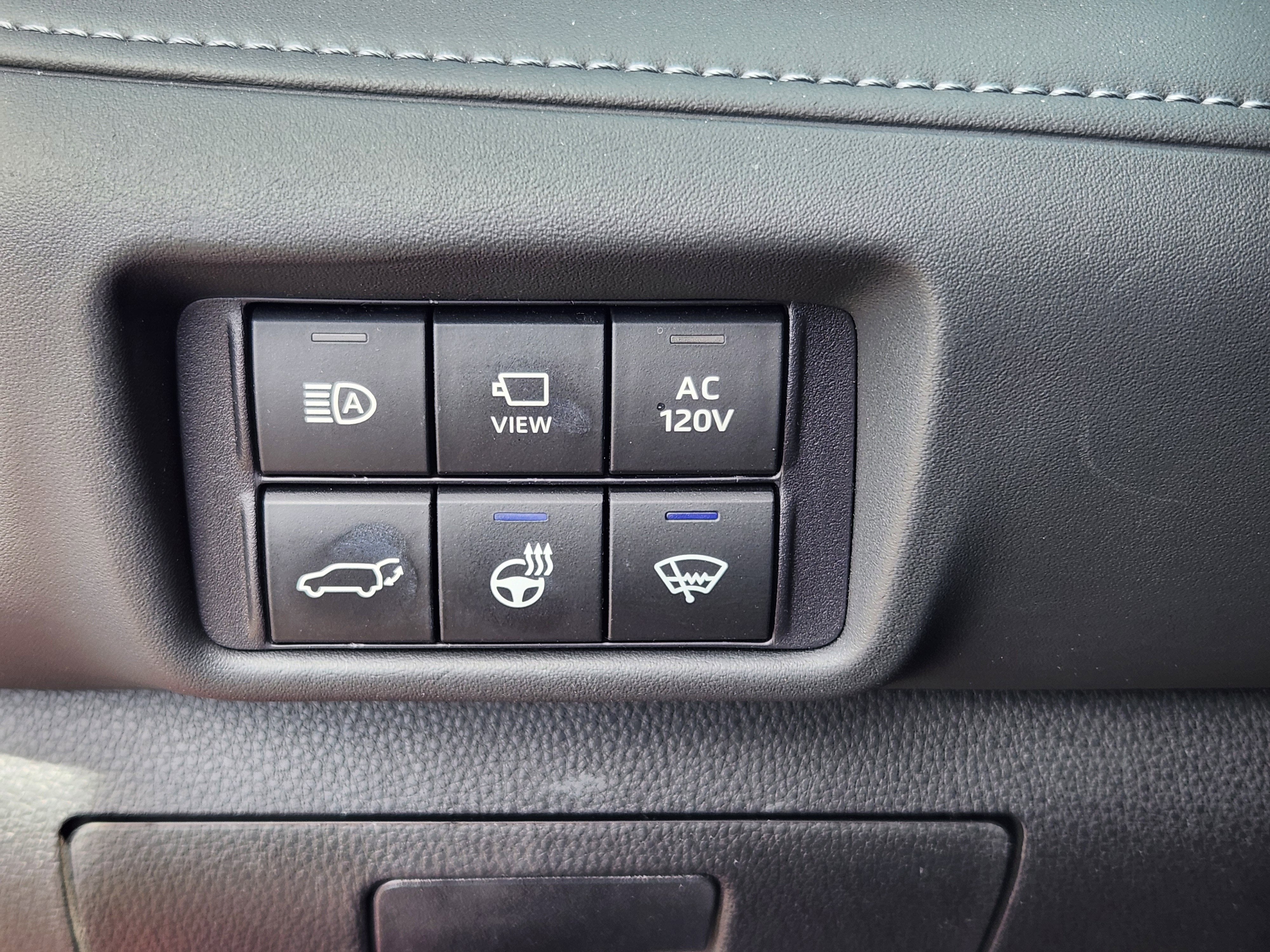 2022 Toyota Highlander Hybrid Platinum