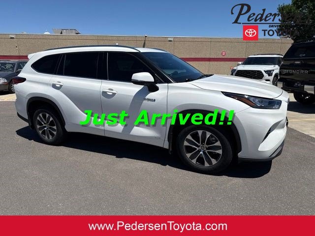 2020 Toyota Highlander Hybrid XLE