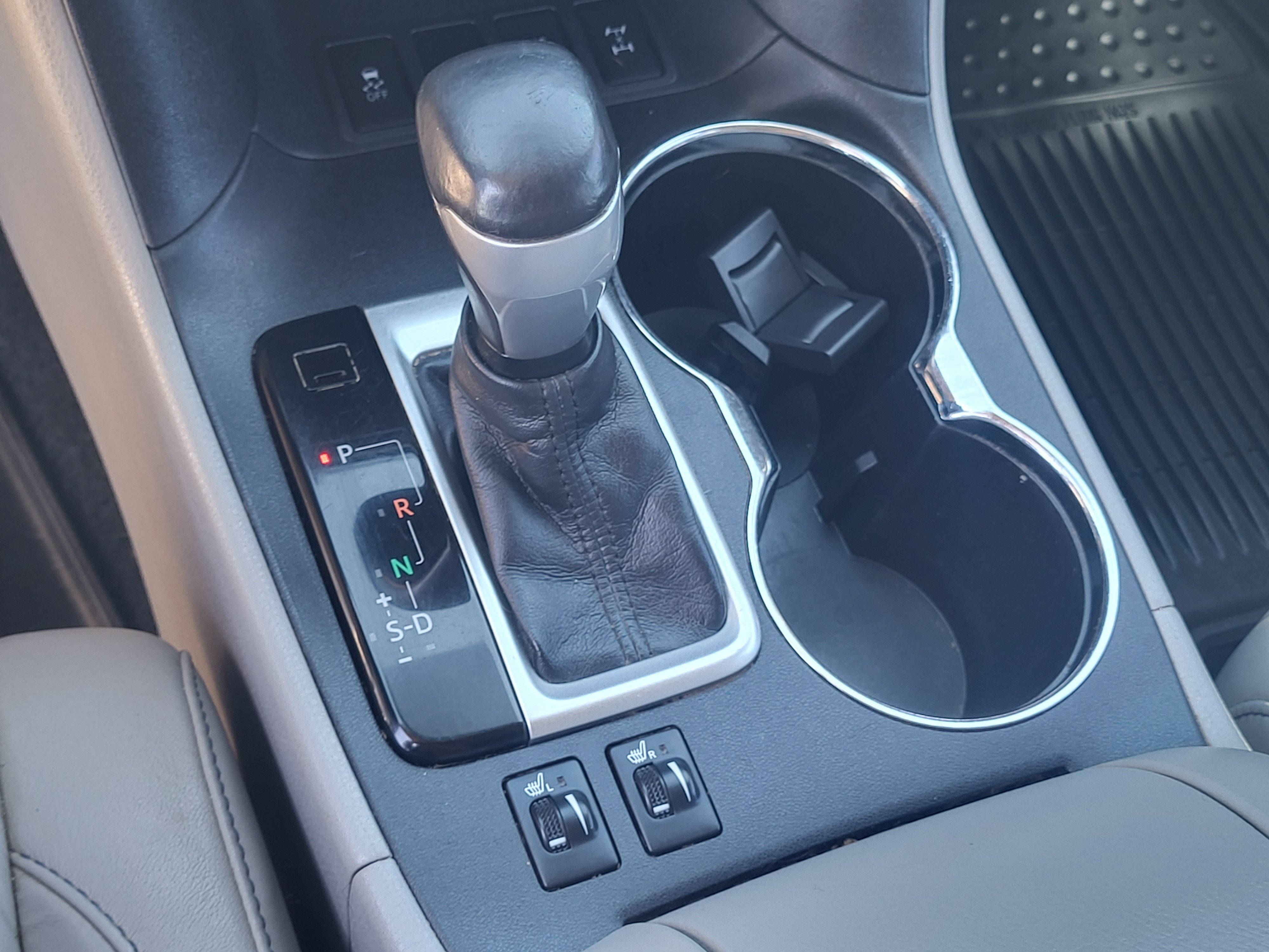 2014 Toyota Highlander XLE V6