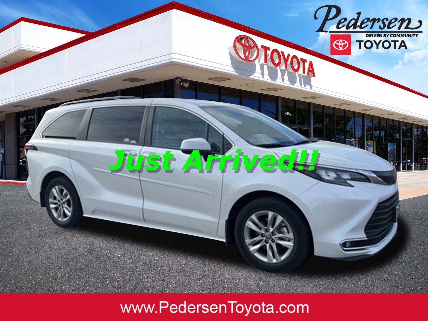 2024 Toyota Sienna XLE