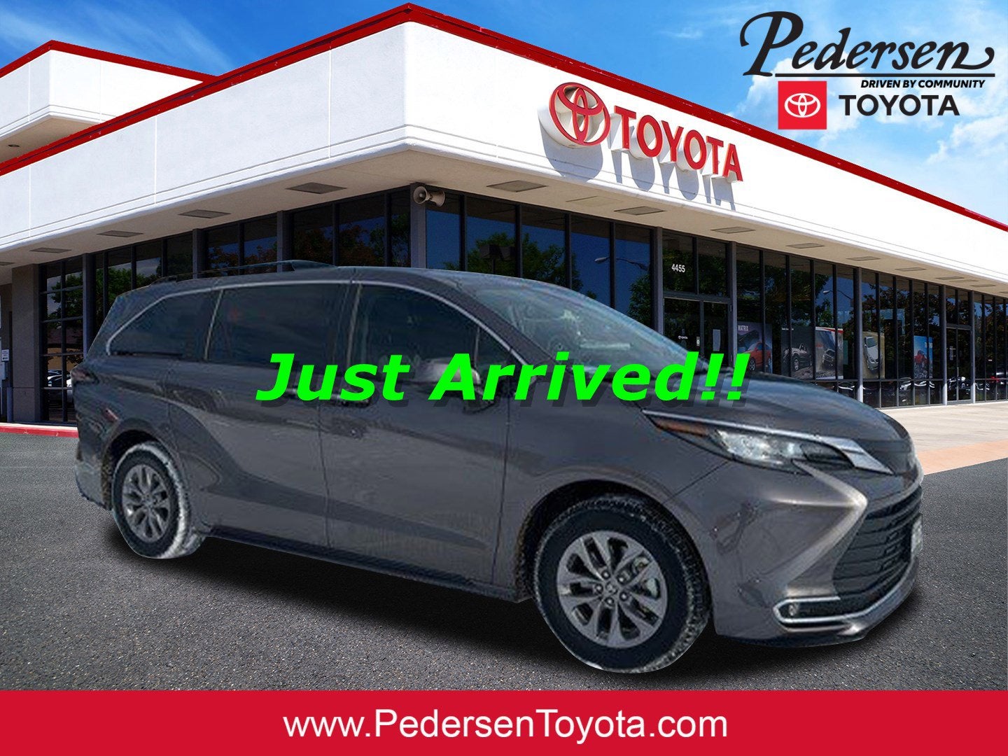 2023 Toyota Sienna XLE