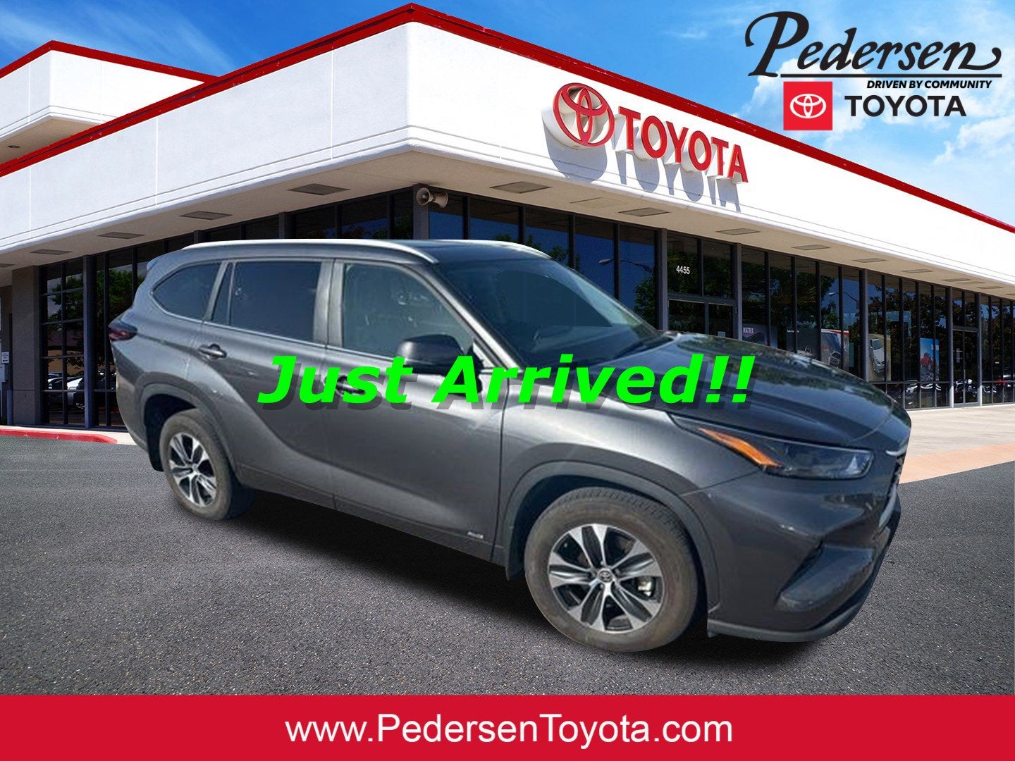 2025 Toyota Highlander Hybrid XLE AWD's photo