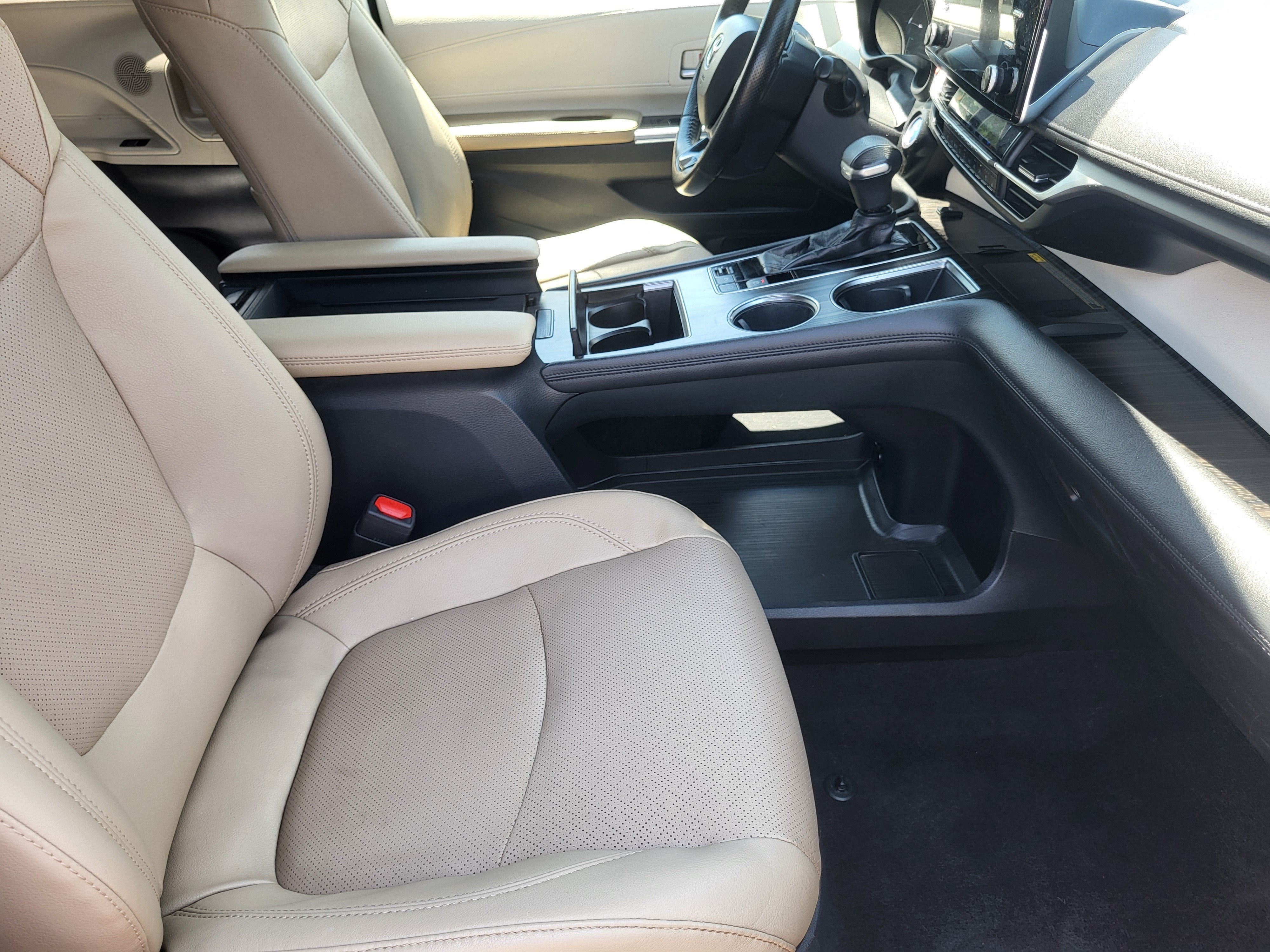 2021 Toyota Sienna Limited