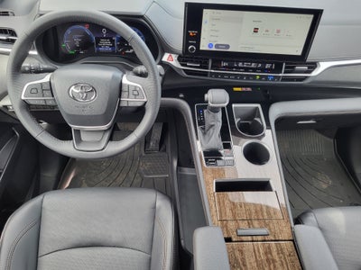 2025 Toyota Sienna Limited