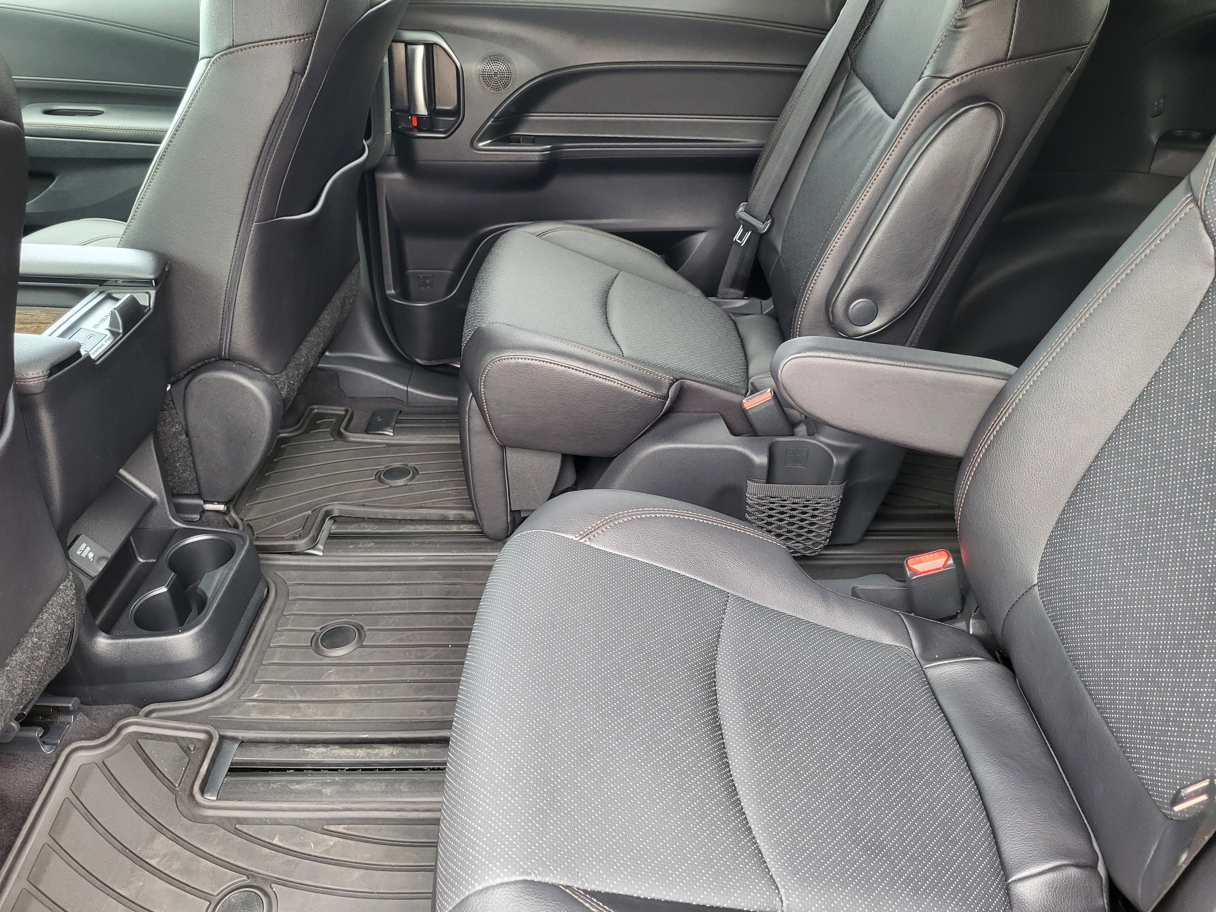 2025 Toyota Sienna Limited