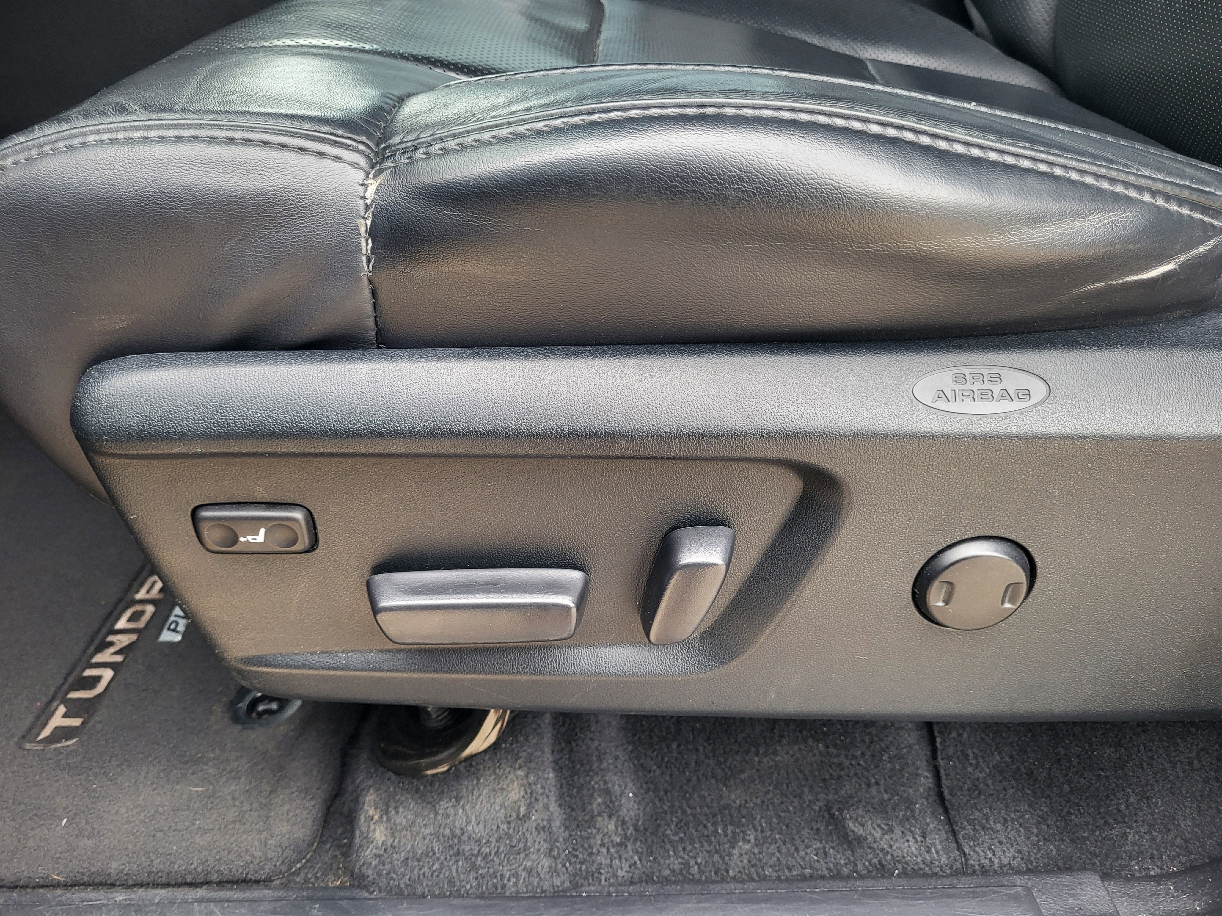 2017 Toyota Tundra Platinum