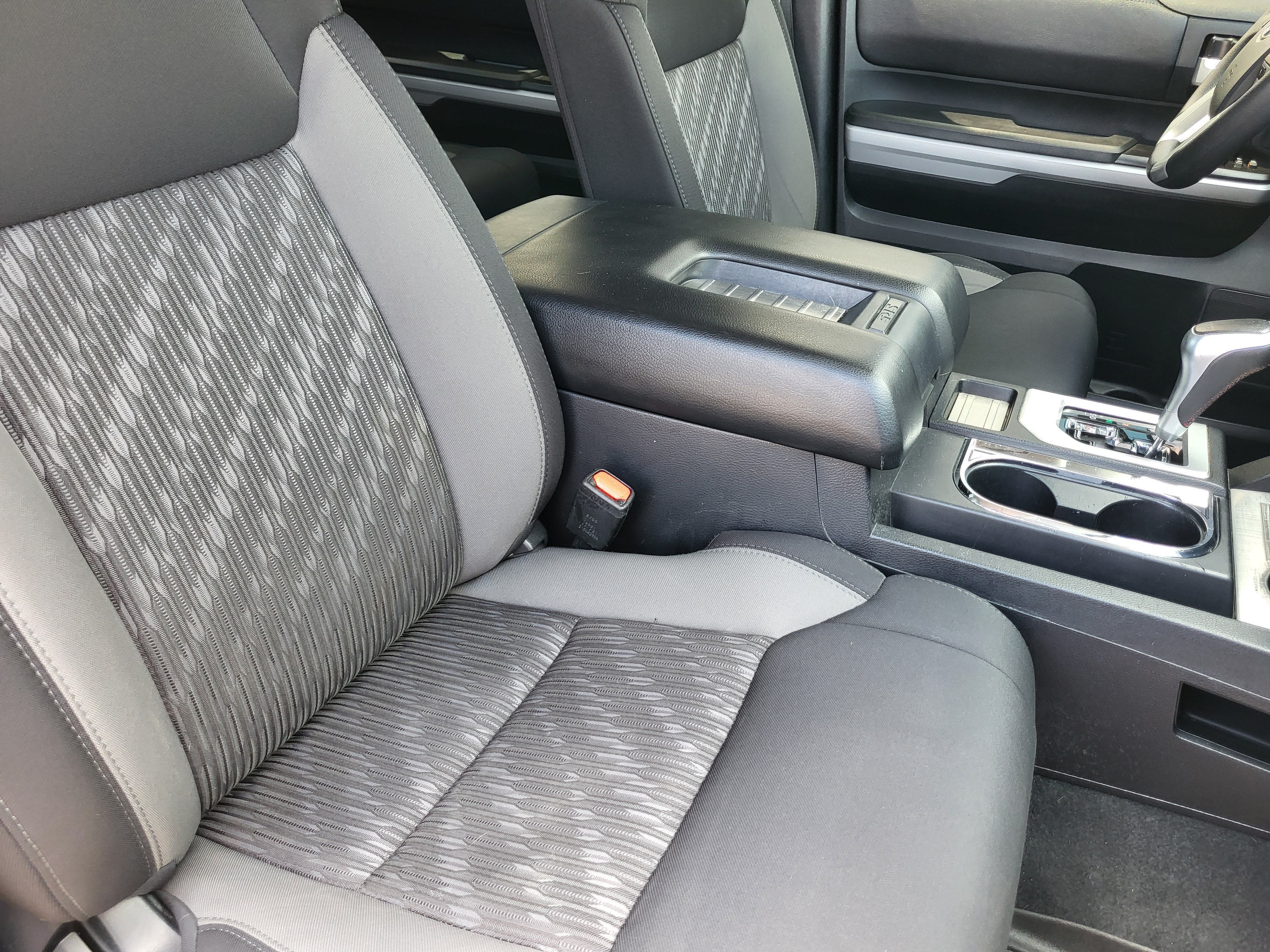 2018 Toyota Tundra SR5