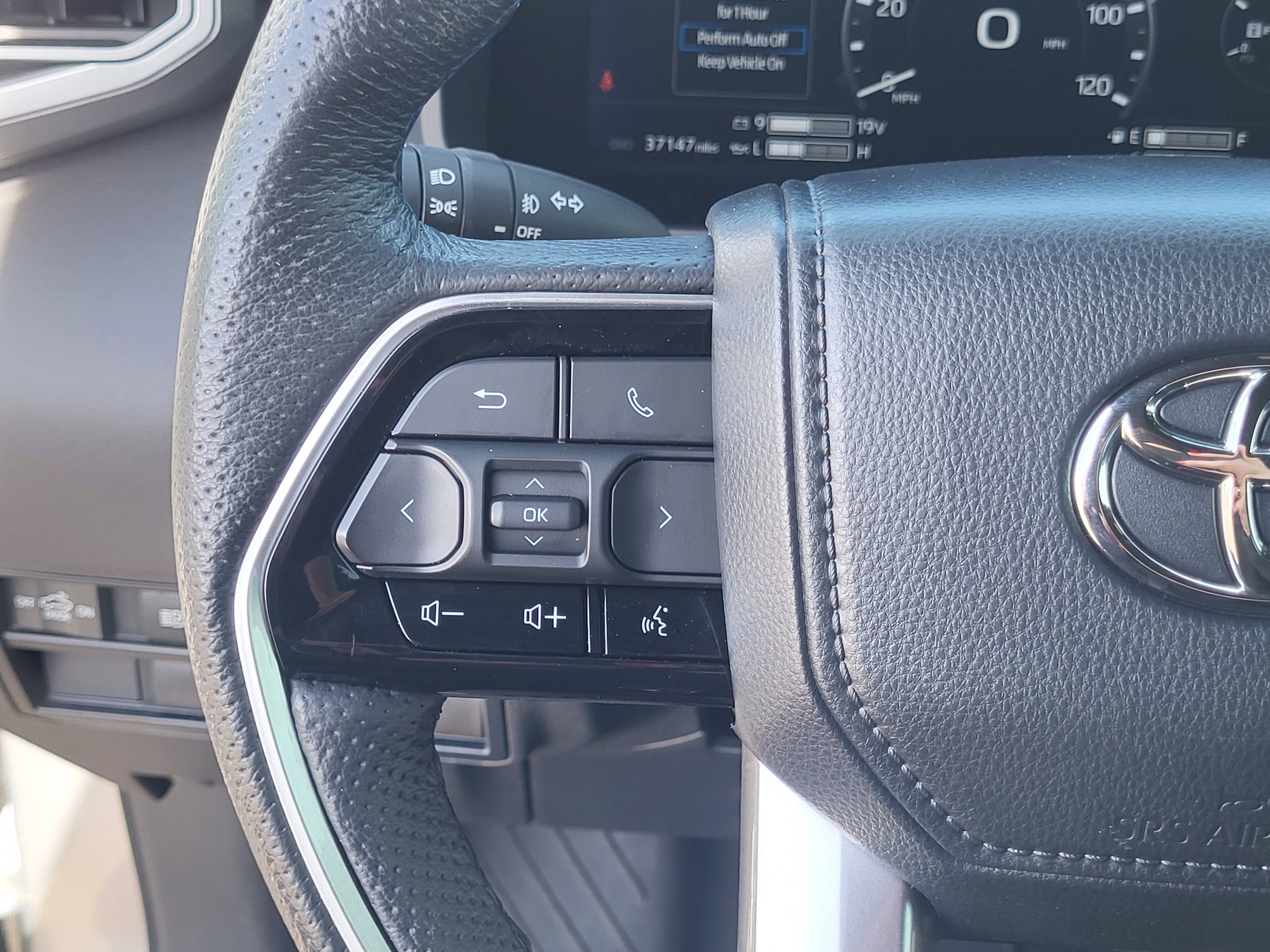 2023 Toyota Tundra Platinum