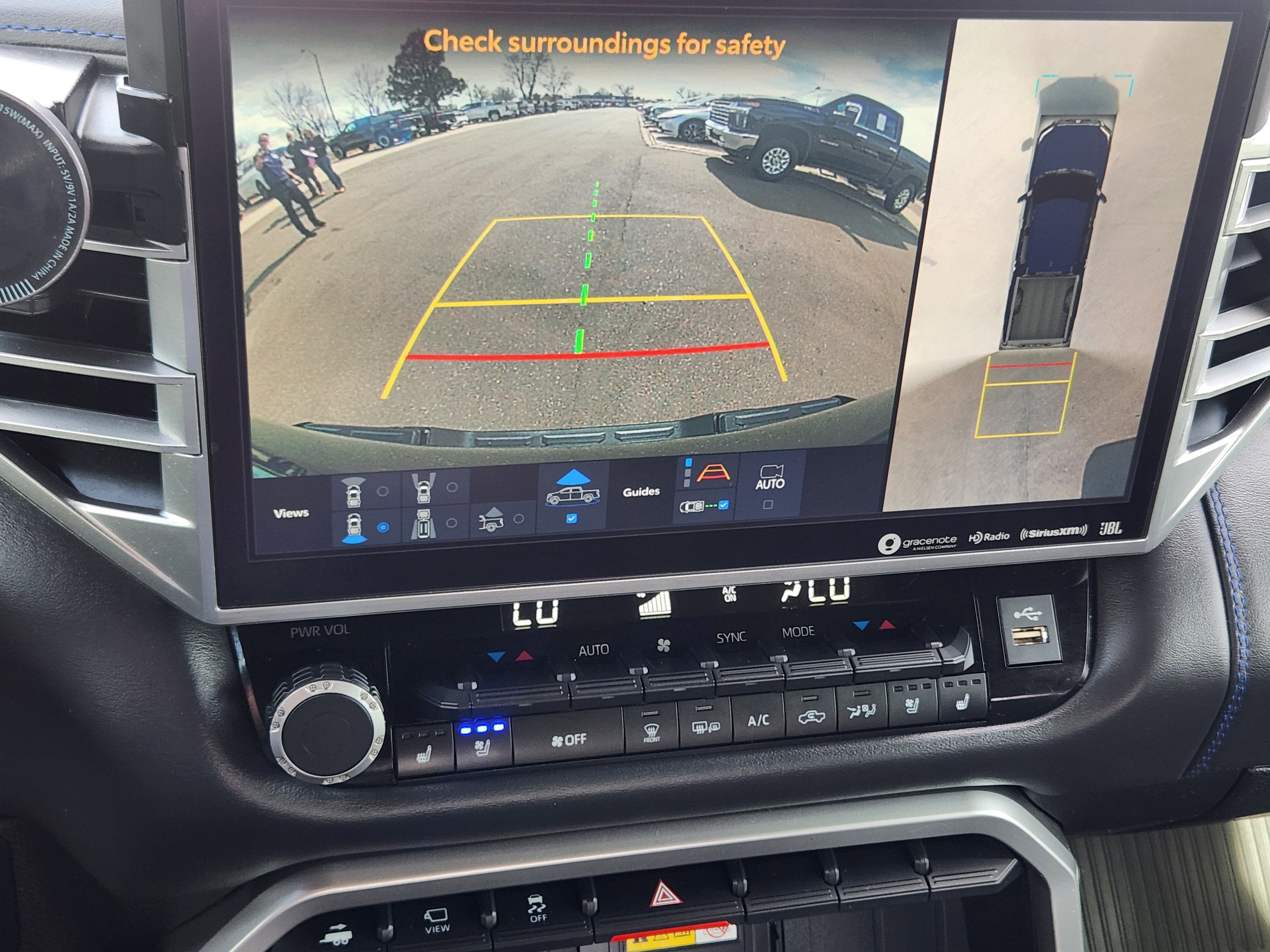 2023 Toyota Tundra Hybrid Platinum