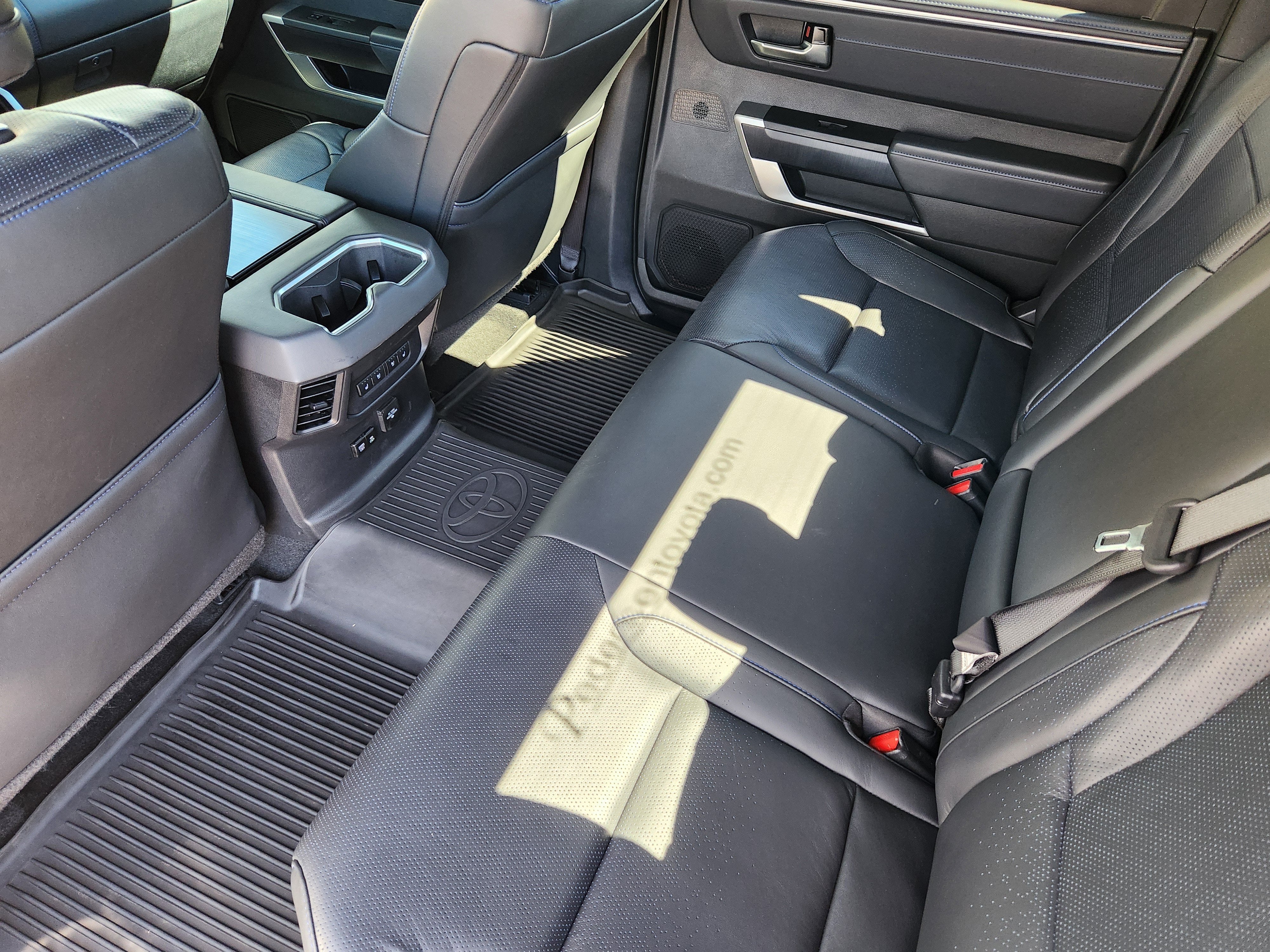 2024 Toyota Tundra Hybrid Platinum
