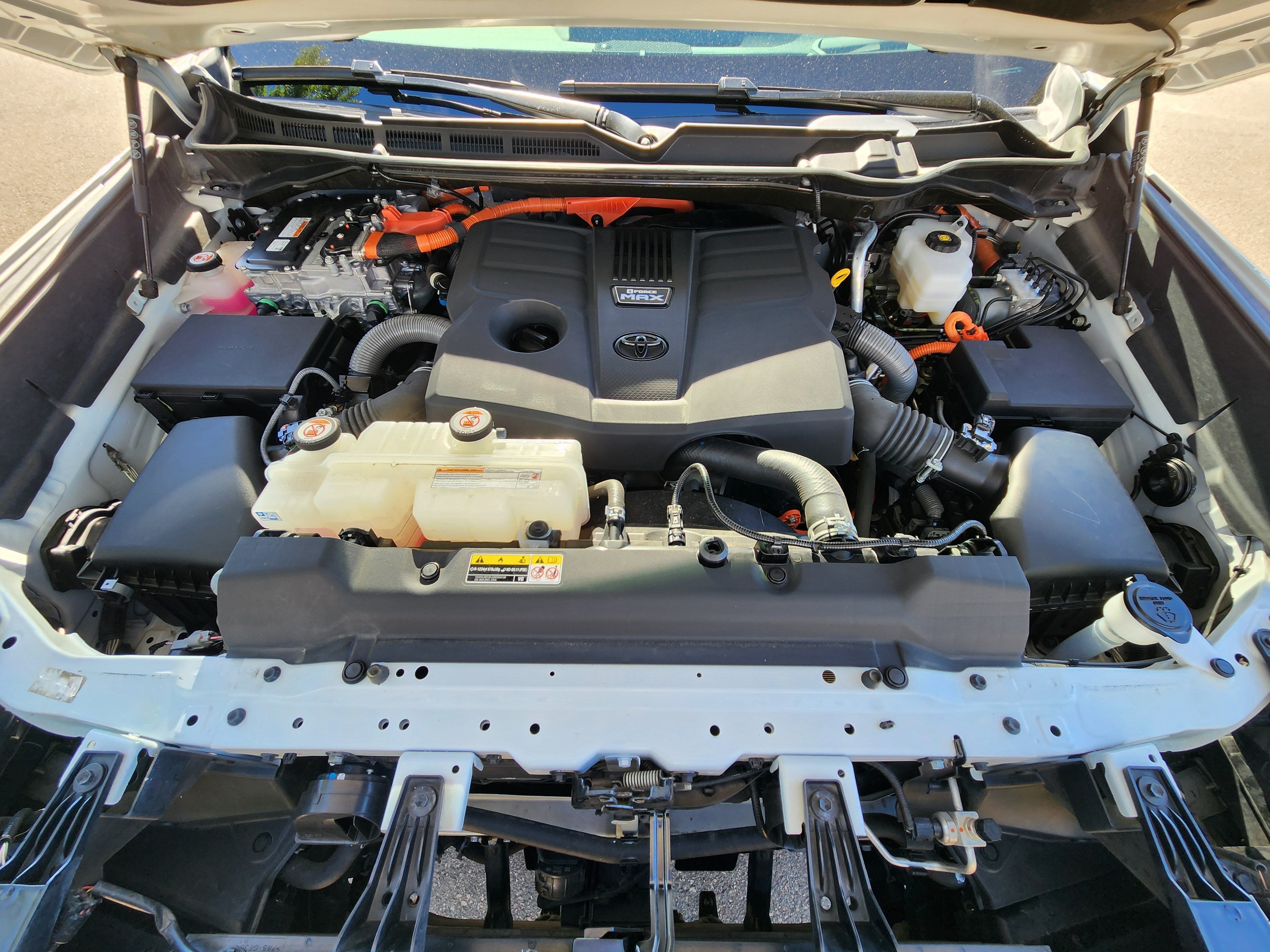 2024 Toyota Tundra Hybrid Platinum