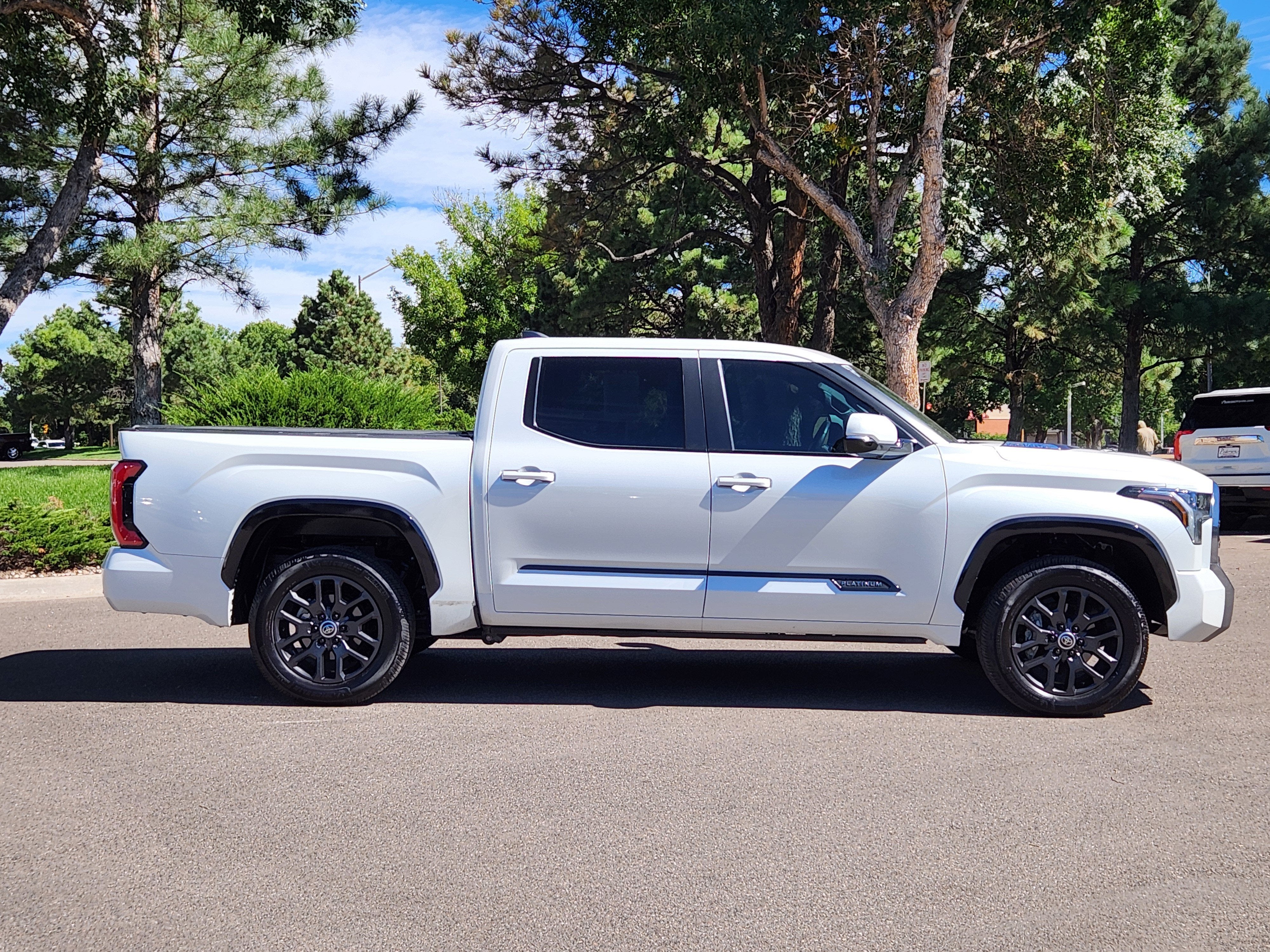 2024 Toyota Tundra Hybrid Platinum