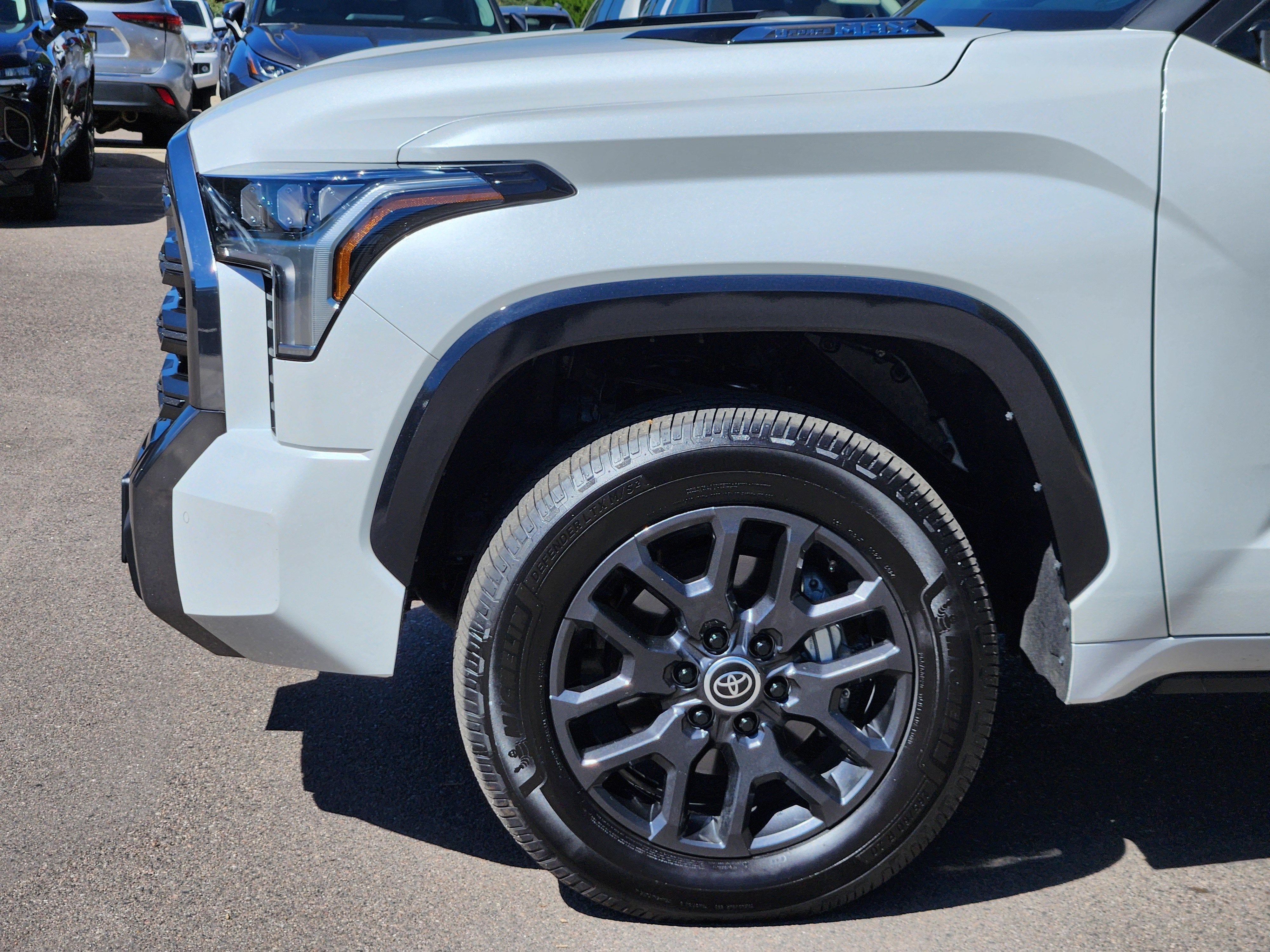 2024 Toyota Tundra Hybrid Platinum